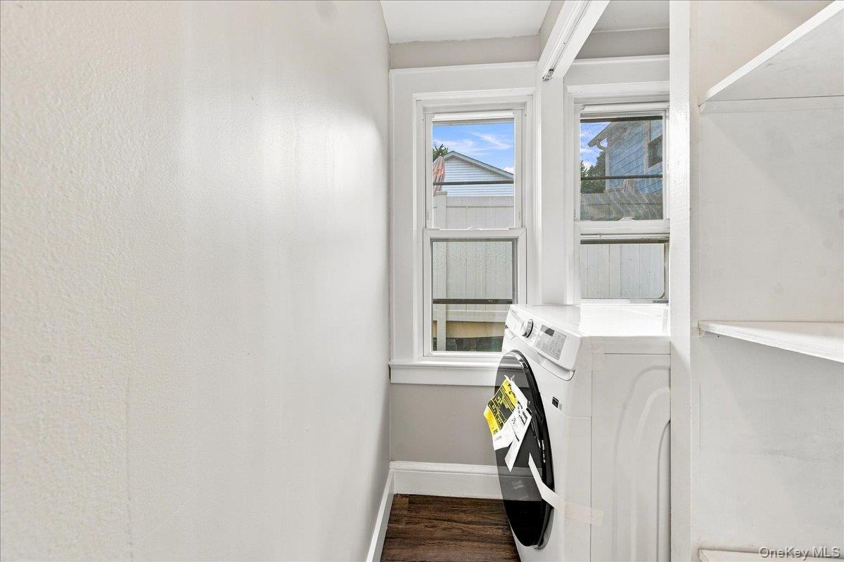 171 Westchester Avenue Property Photo 6