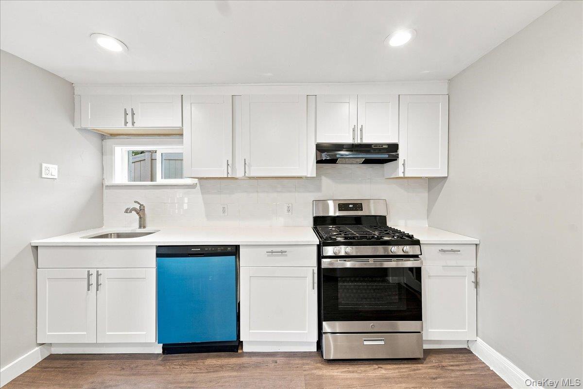 171 Westchester Avenue Property Photo 8