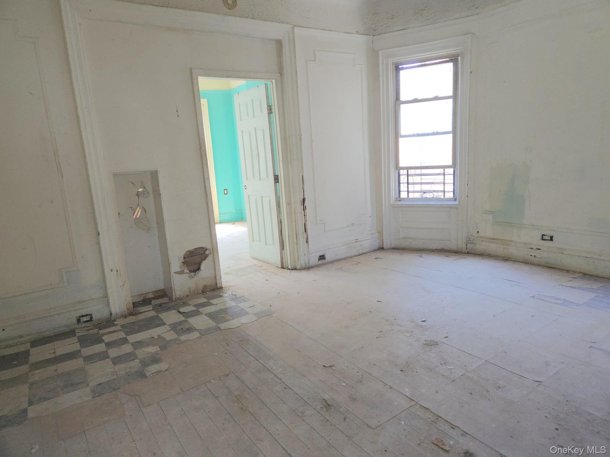 633 Baker Avenue Property Photo 12