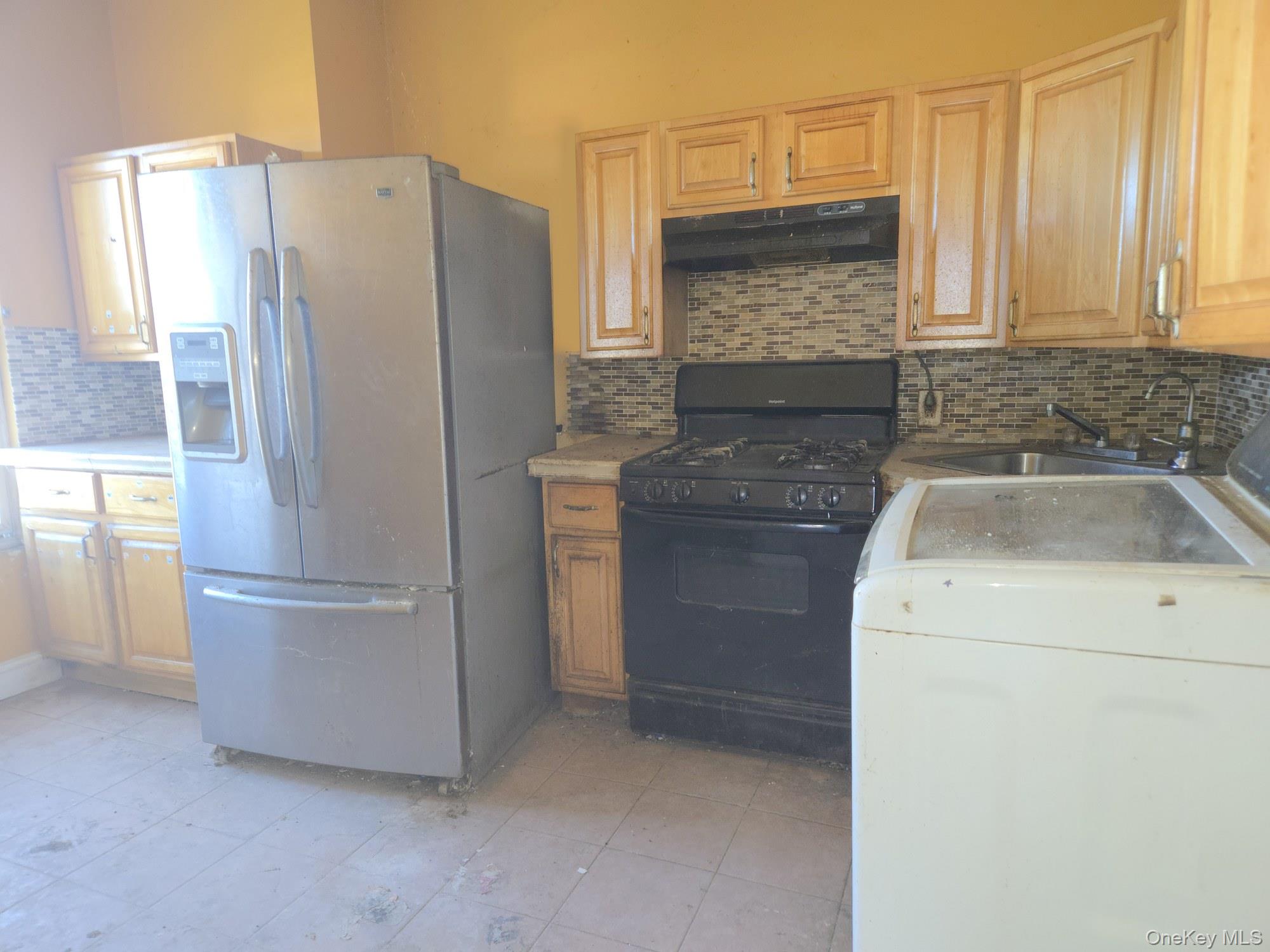 633 Baker Avenue Property Photo 28