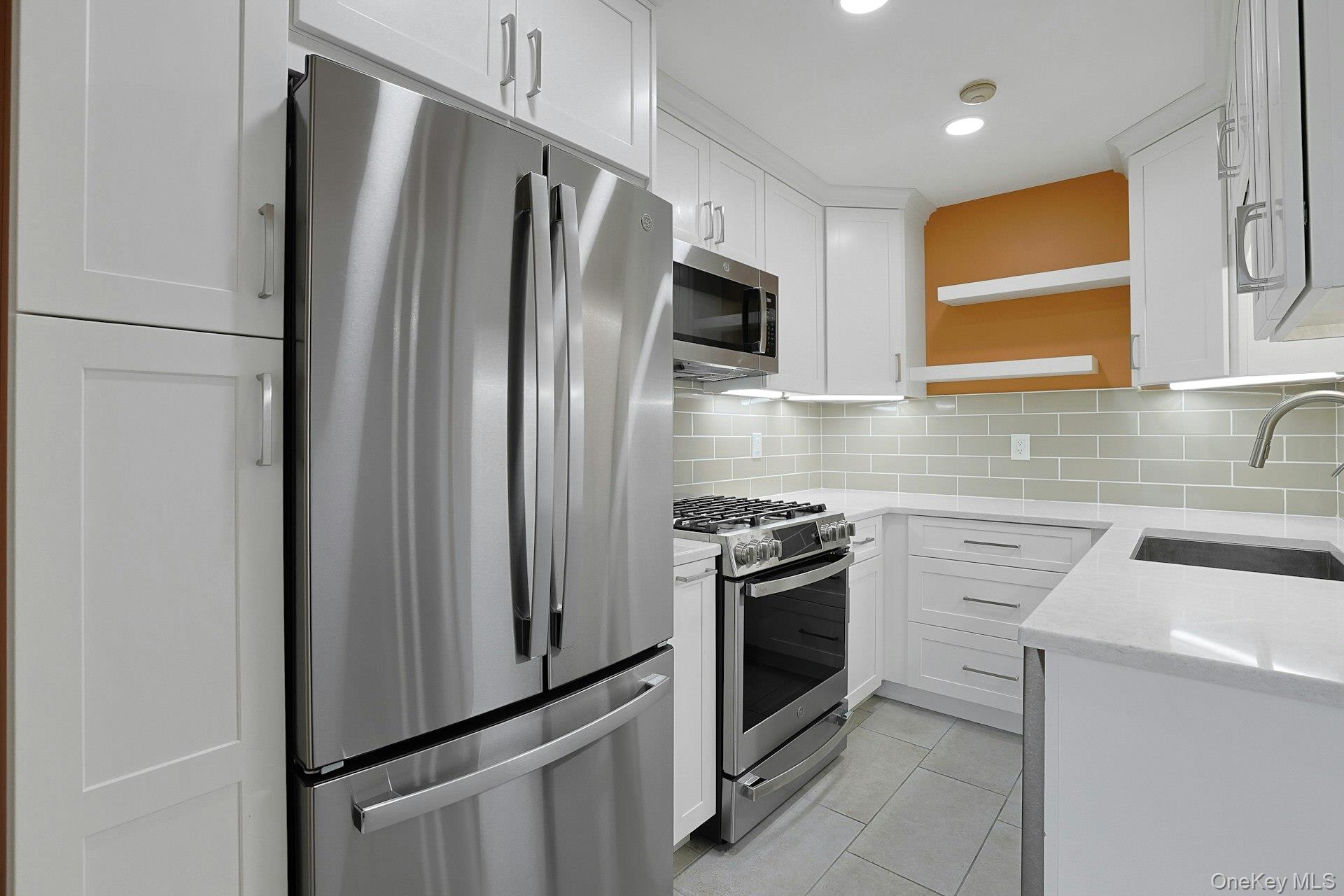 13 James Court Property Photo 11