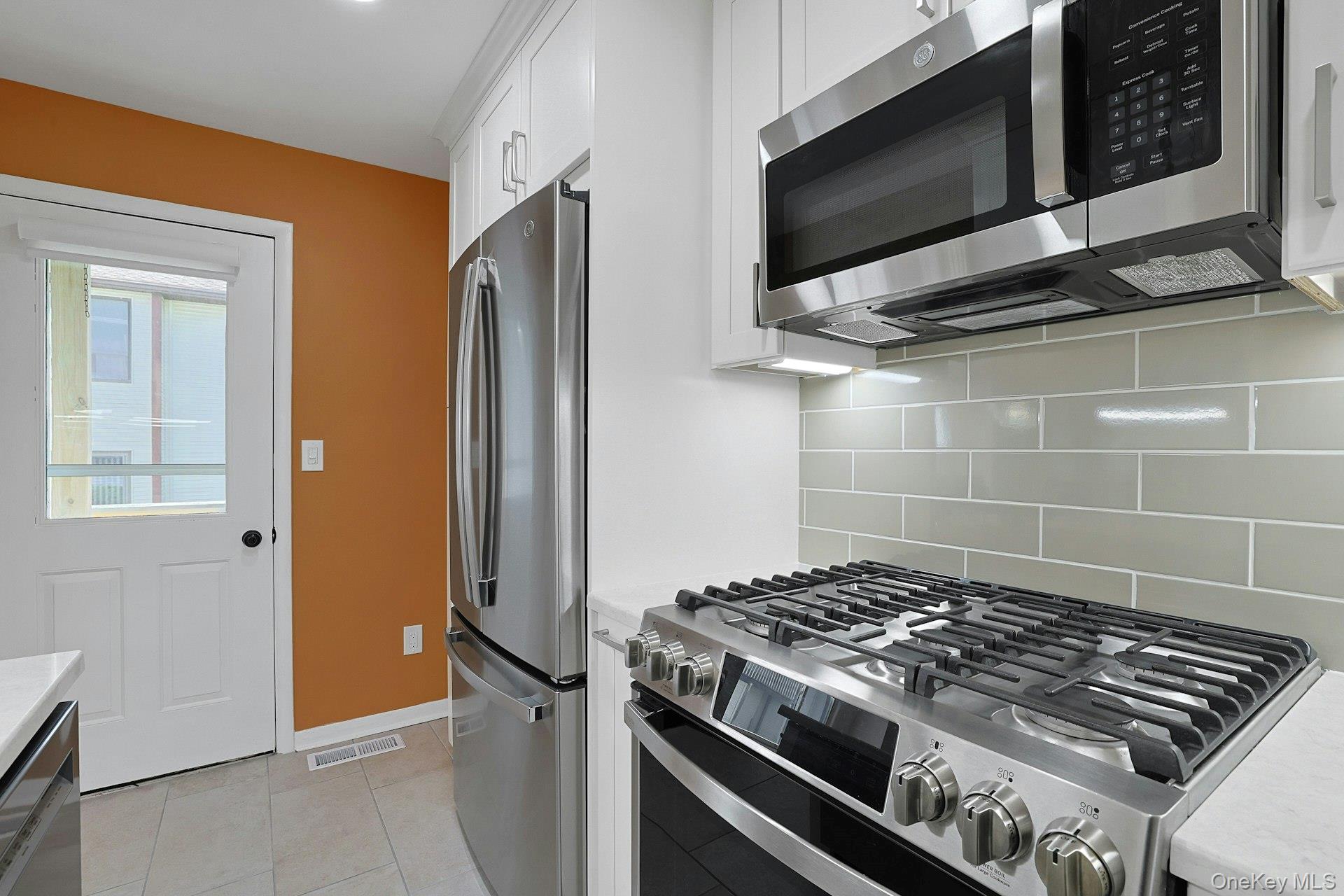 13 James Court Property Photo 15
