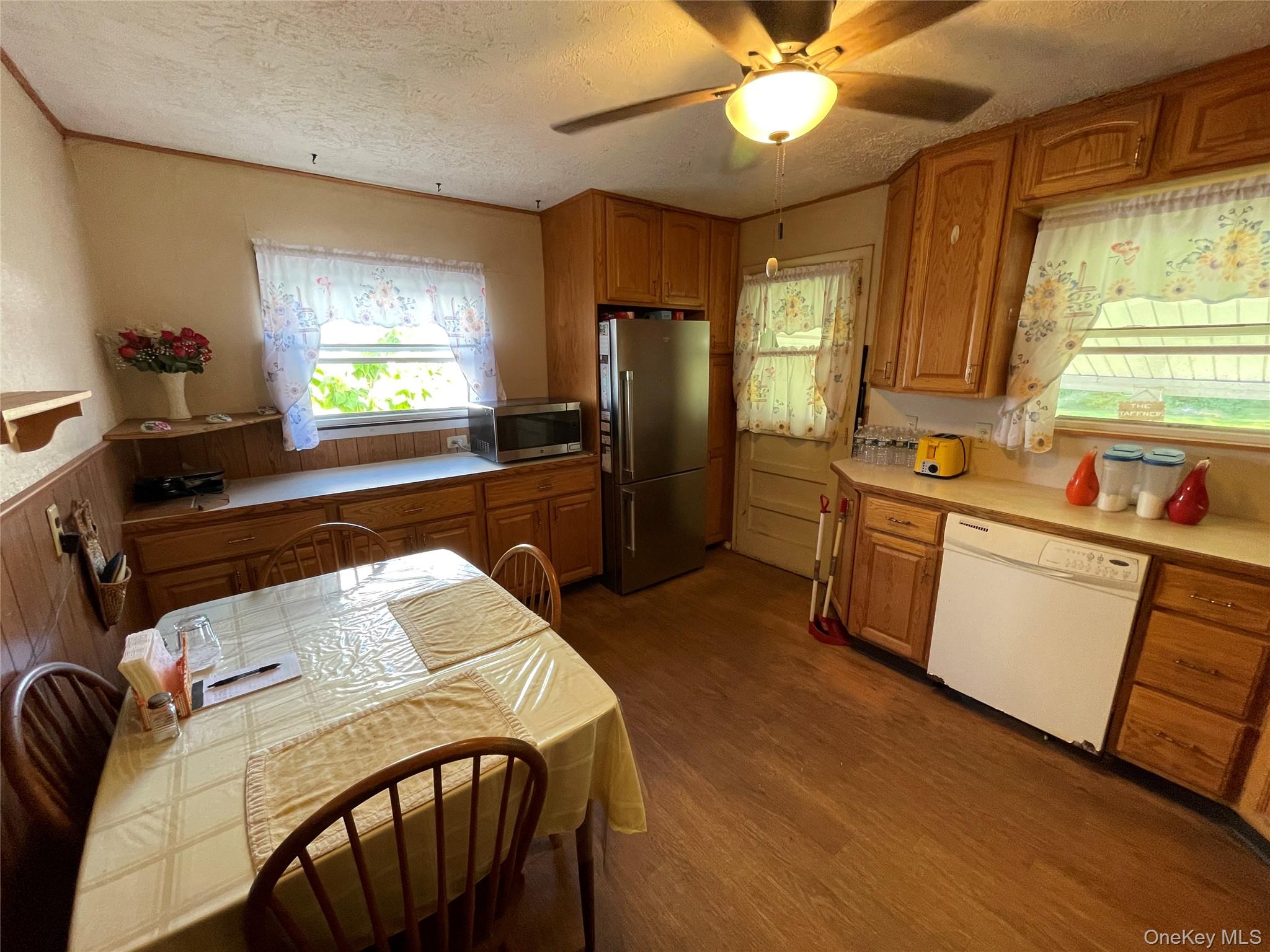16 Heathcote Road Property Photo 4