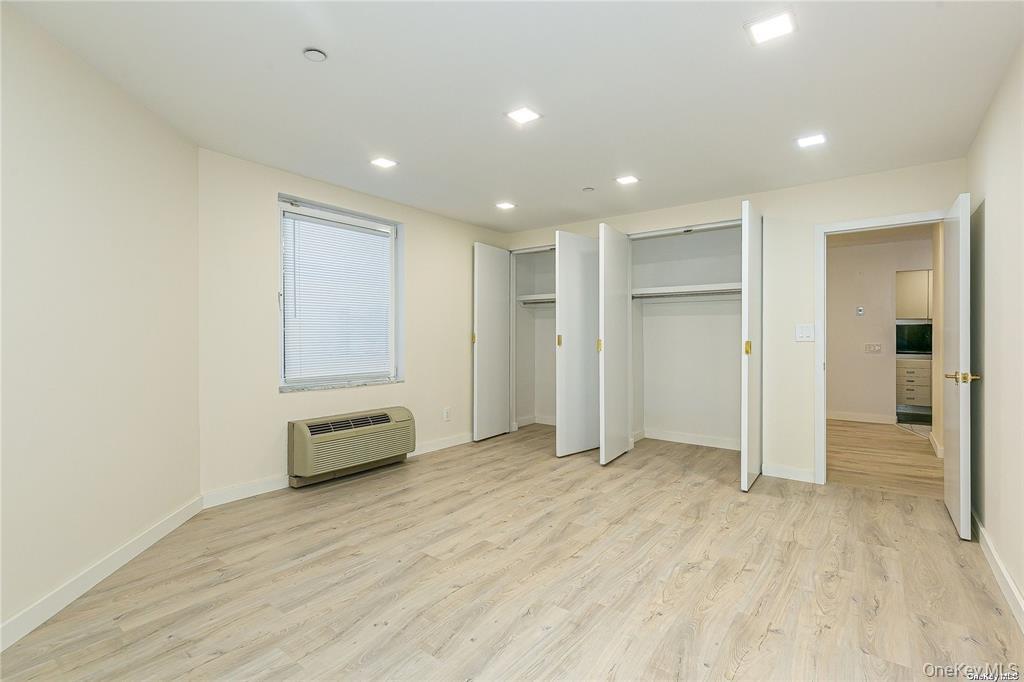 100 Great Neck Road 1a Property Photo 10
