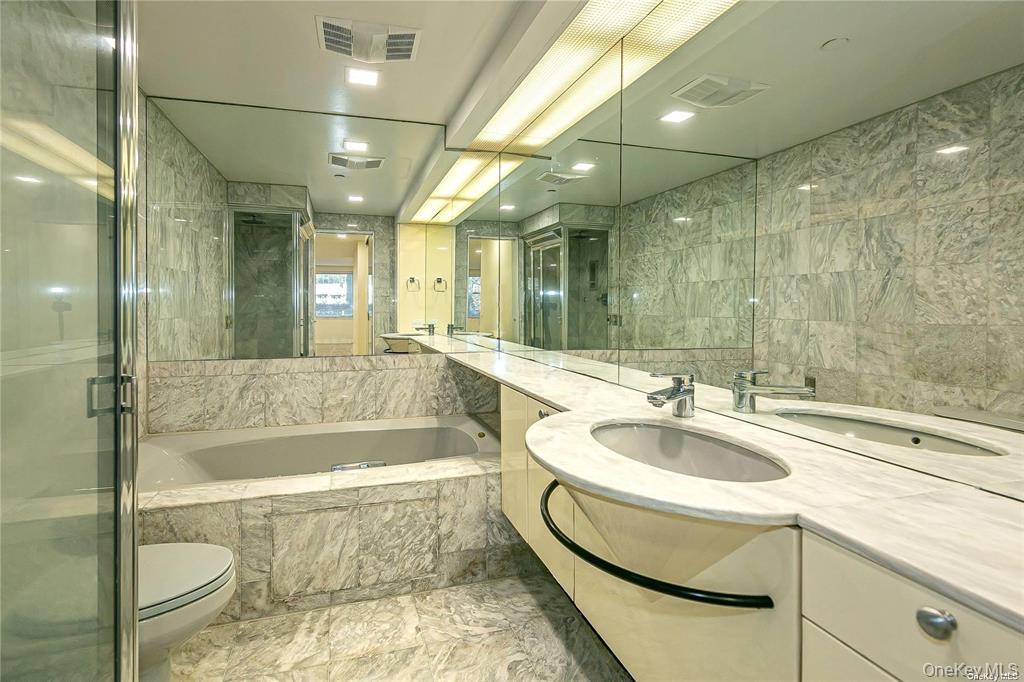 100 Great Neck Road 1a Property Photo 12