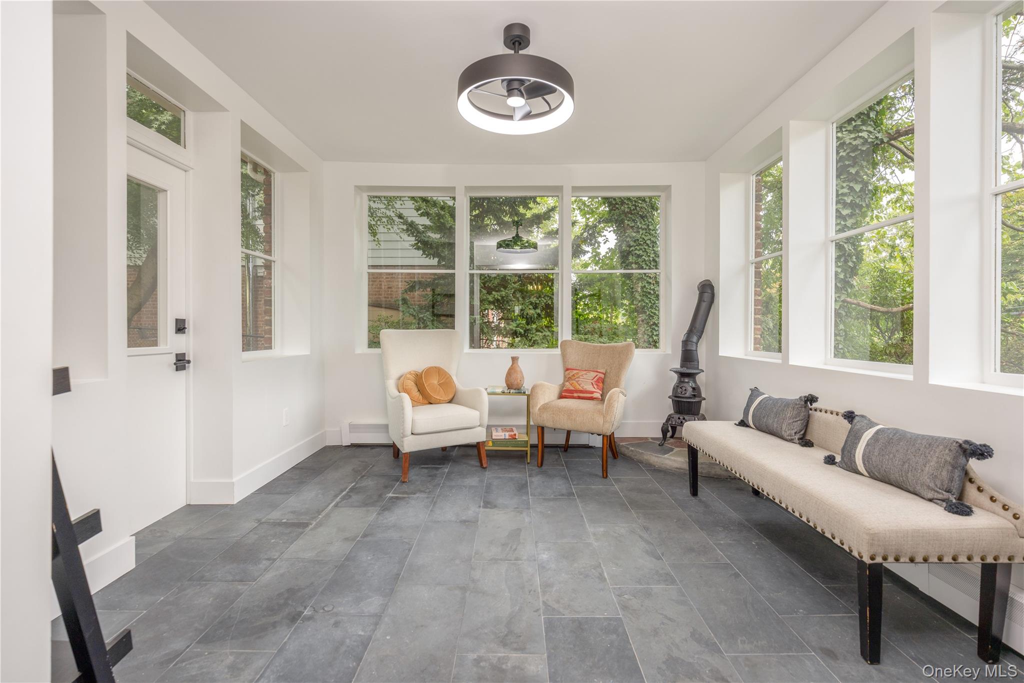 402 Westchester Avenue Property Photo 16