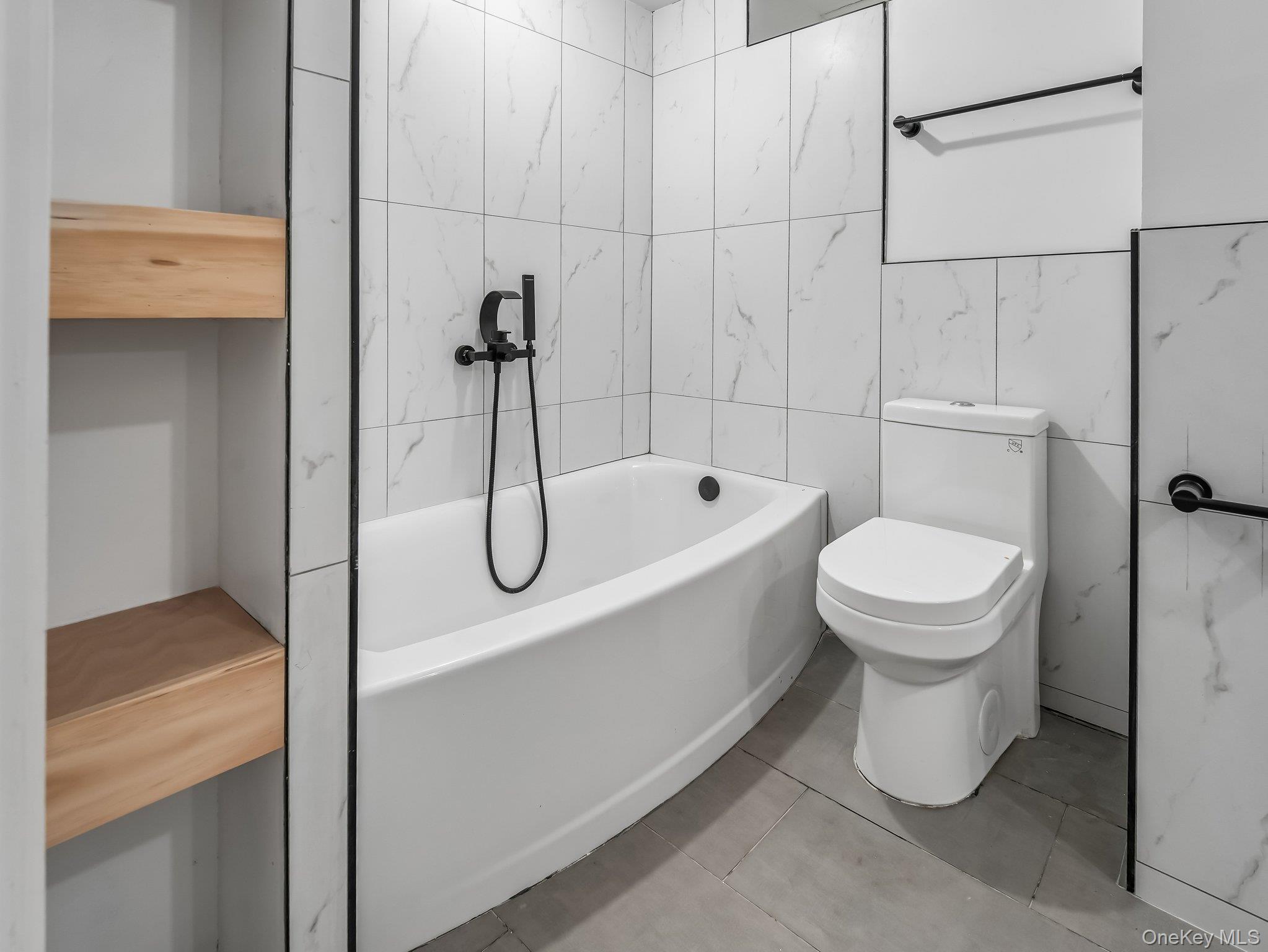 402 Westchester Avenue Property Photo 32