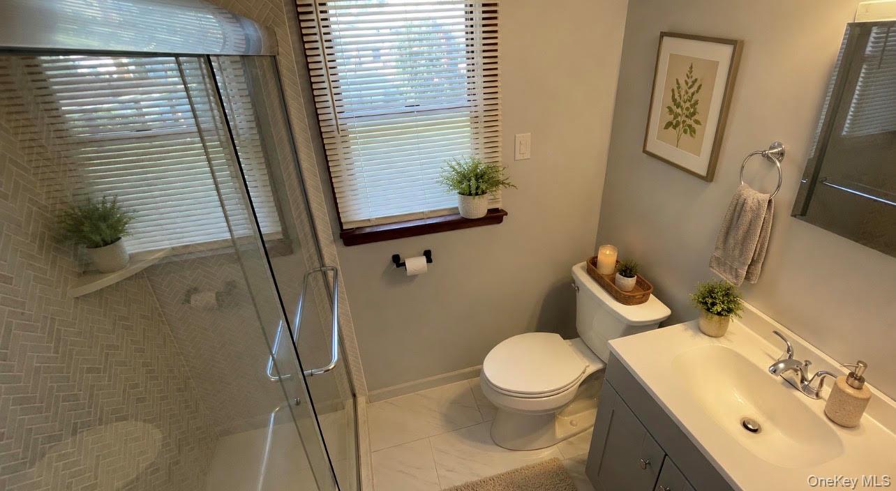 3995 New Road Property Photo 11