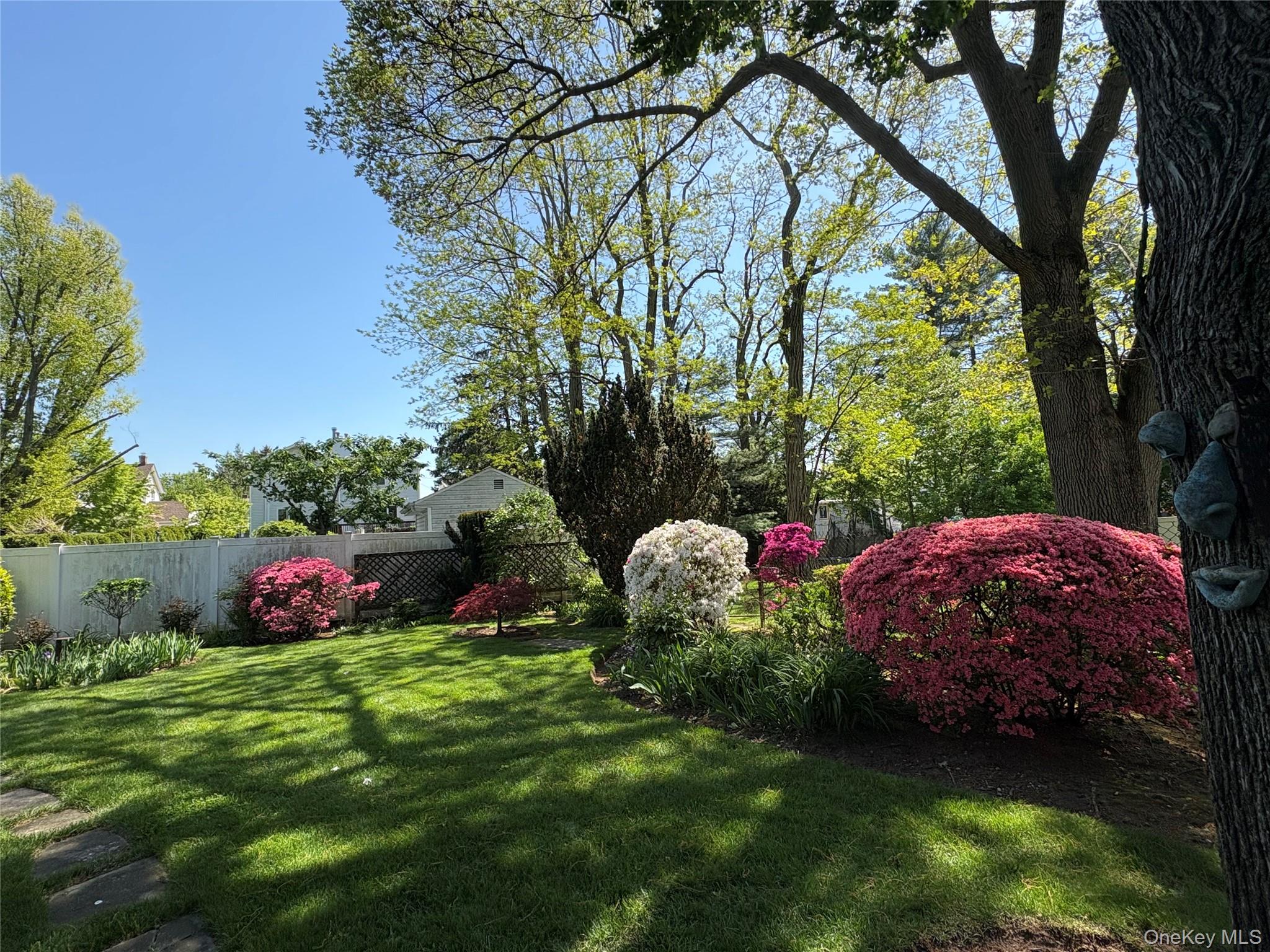 93 Avenue C Property Photo 3