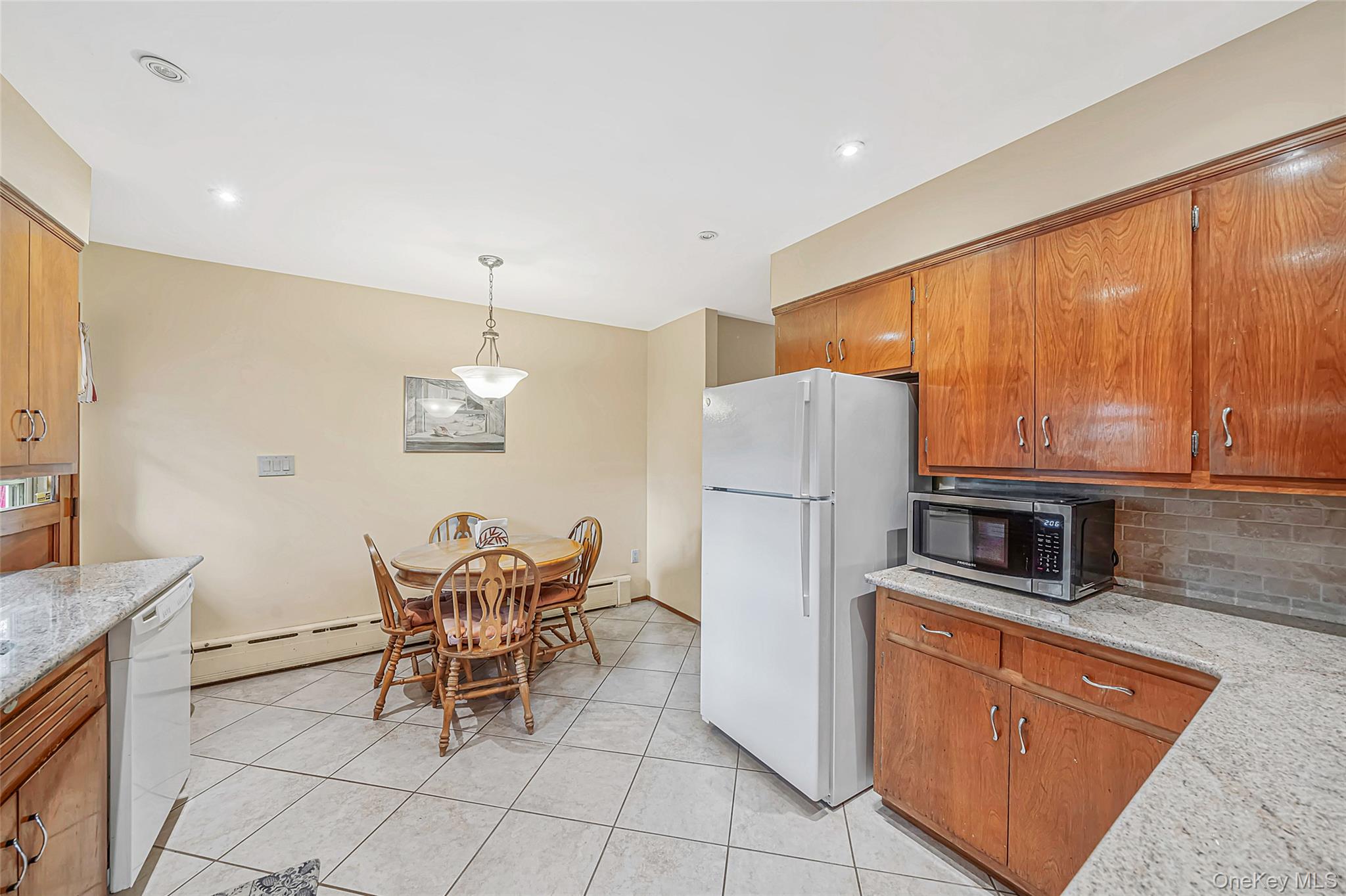 93 Avenue C Property Photo 25