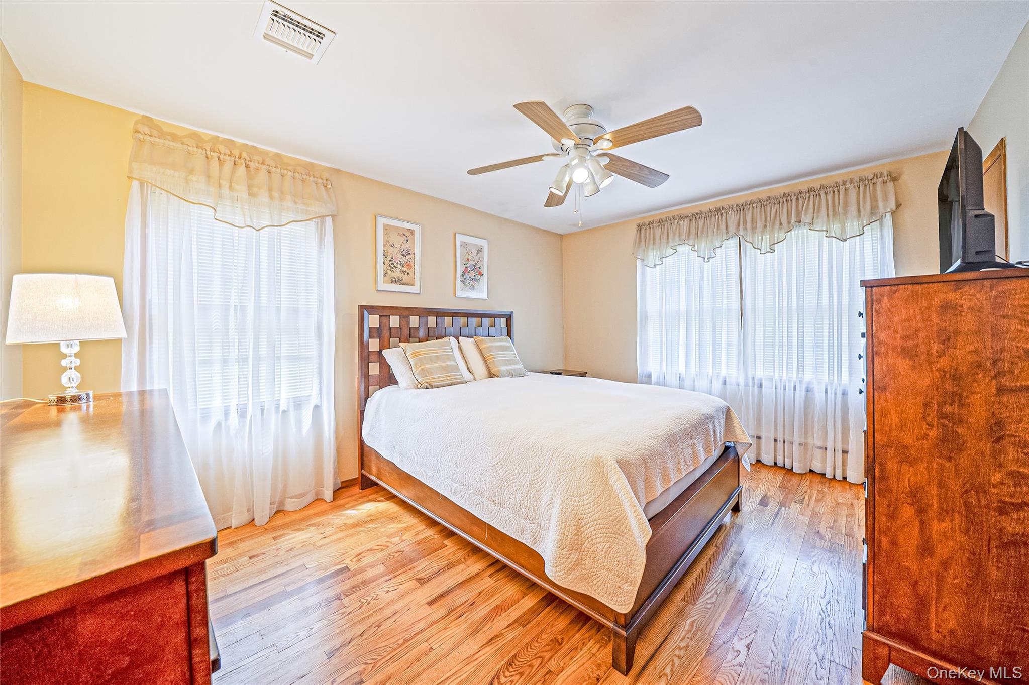 93 Avenue C Property Photo 31