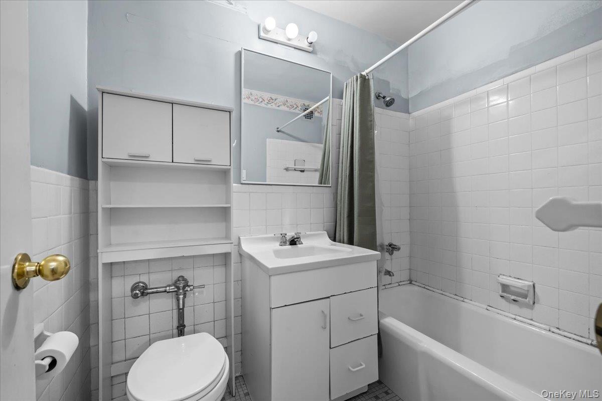 3030 Johnson Avenue 3d Property Photo 9