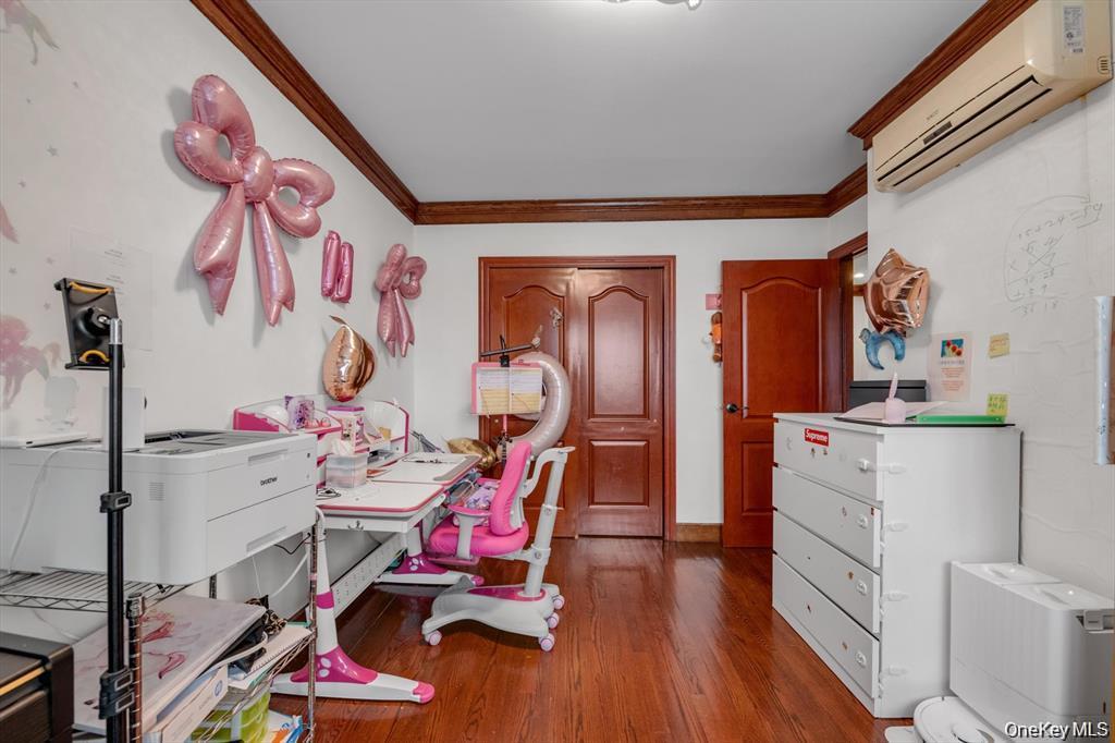 6906 Fresh Meadow Lane Property Photo 11