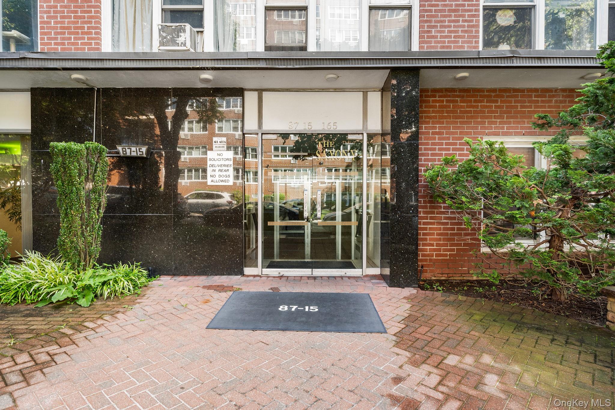 87-15 165th Street 5e Property Photo 3