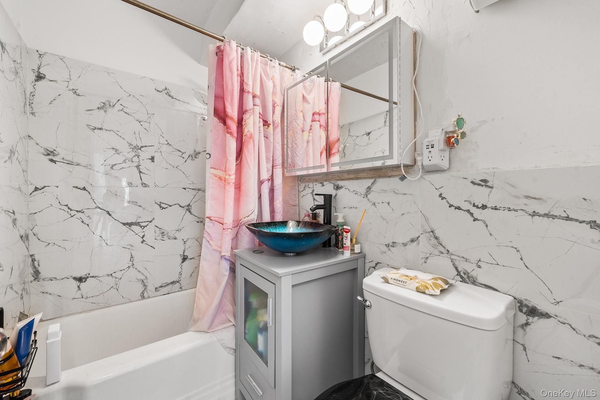 87-15 165th Street 5e Property Photo 11