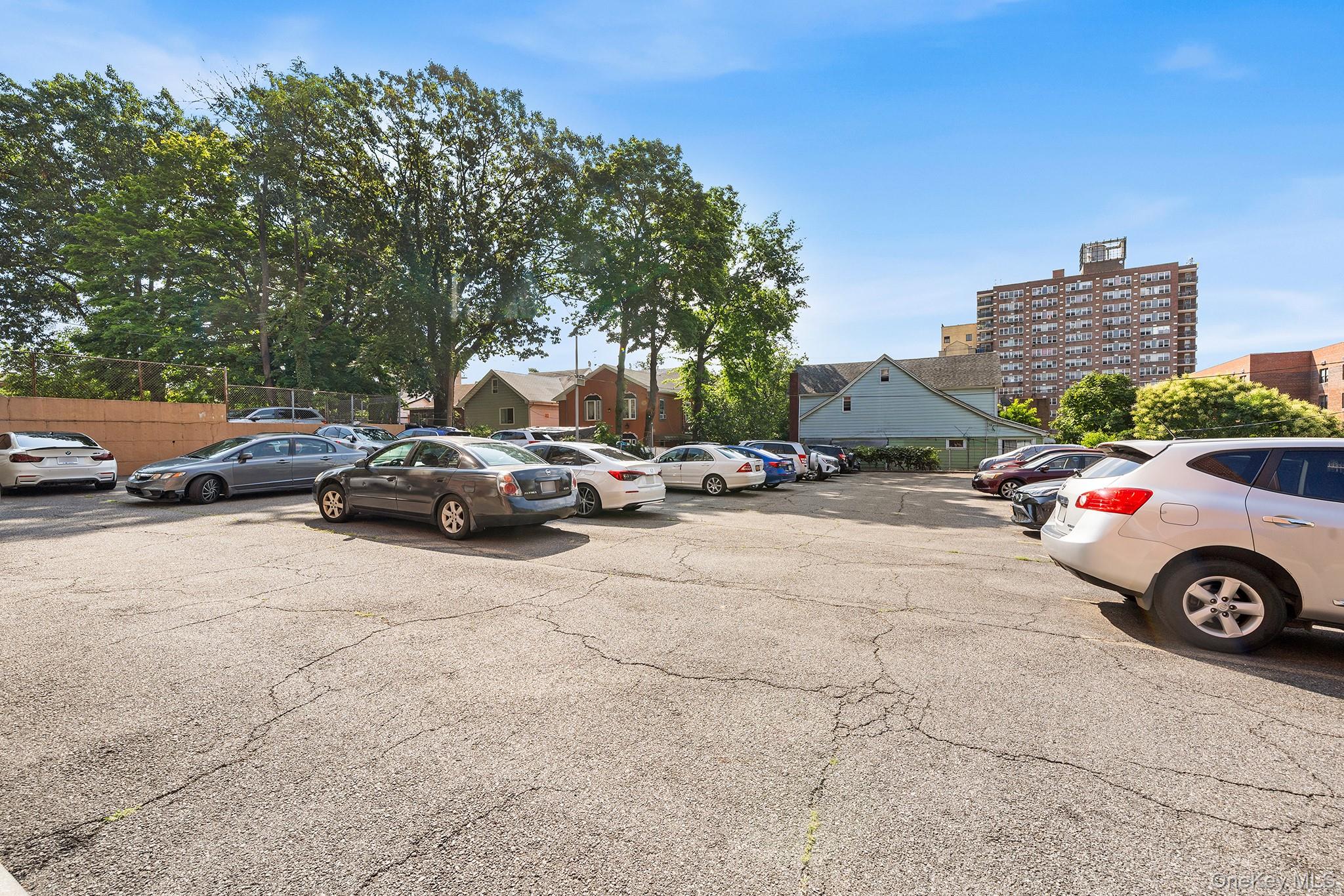 87-15 165th Street 5e Property Photo 14