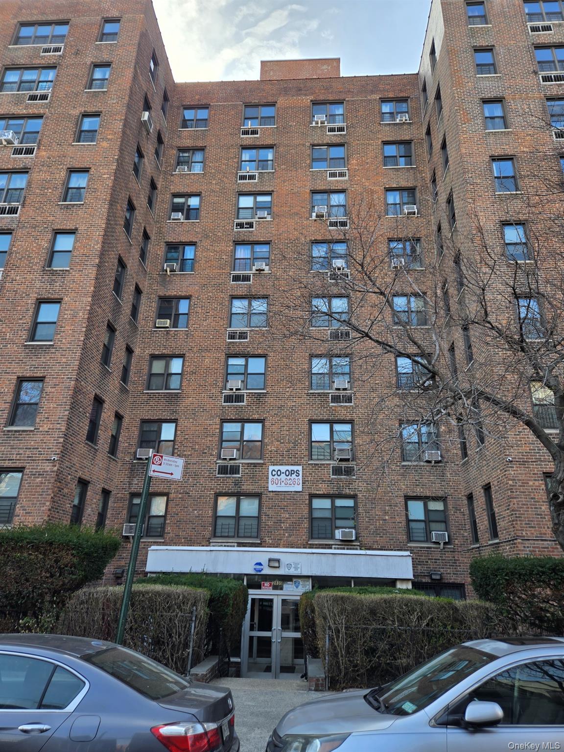 2835 Webb 8D