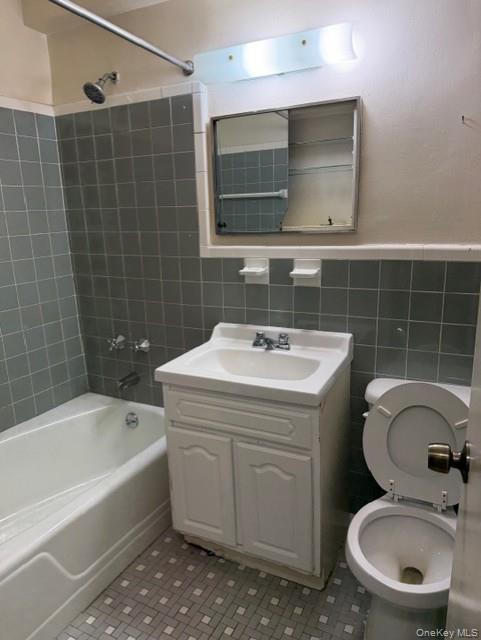 2835 Webb 8d Property Photo 7