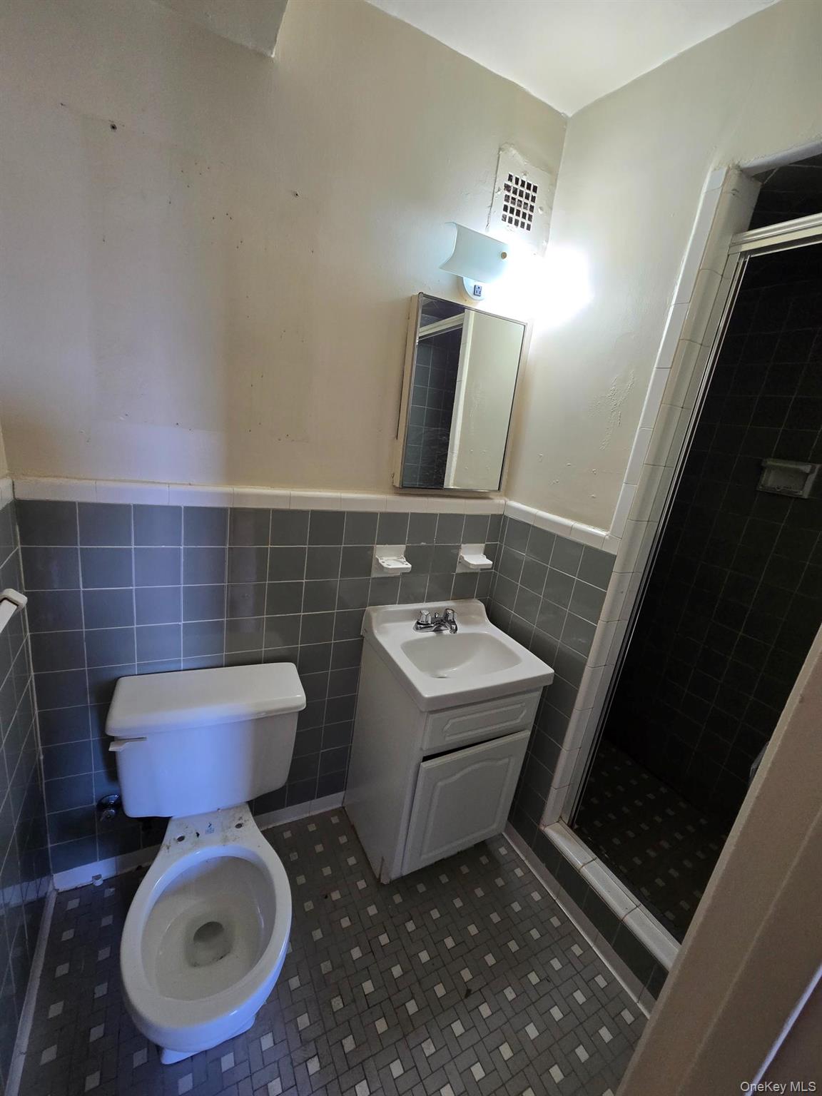 2835 Webb 8d Property Photo 12