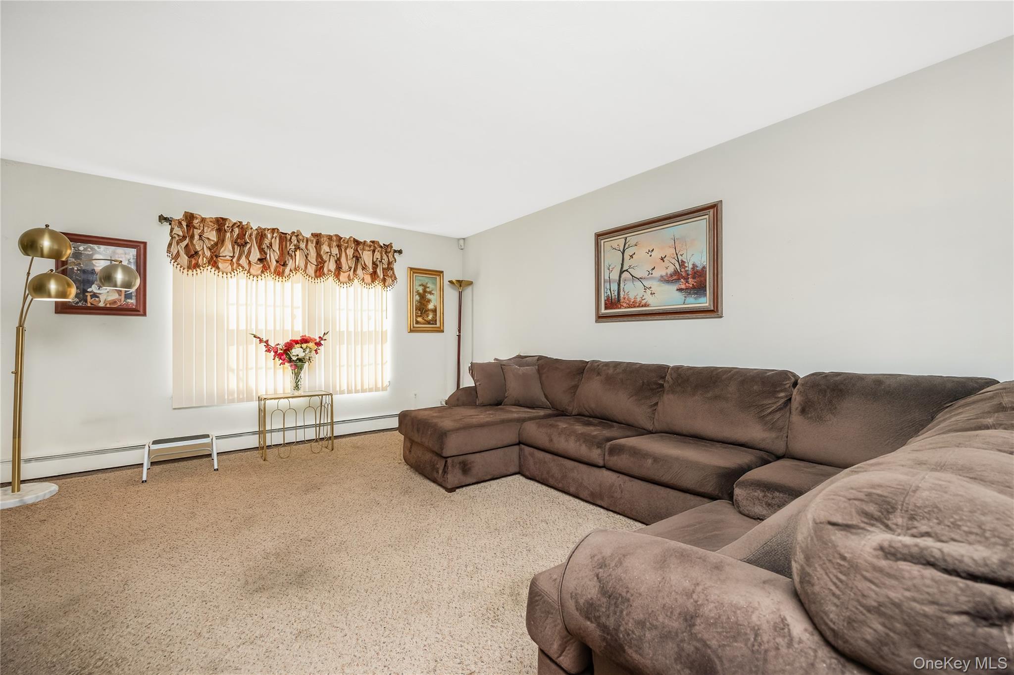 11 Shade Tree Lane Property Photo 8