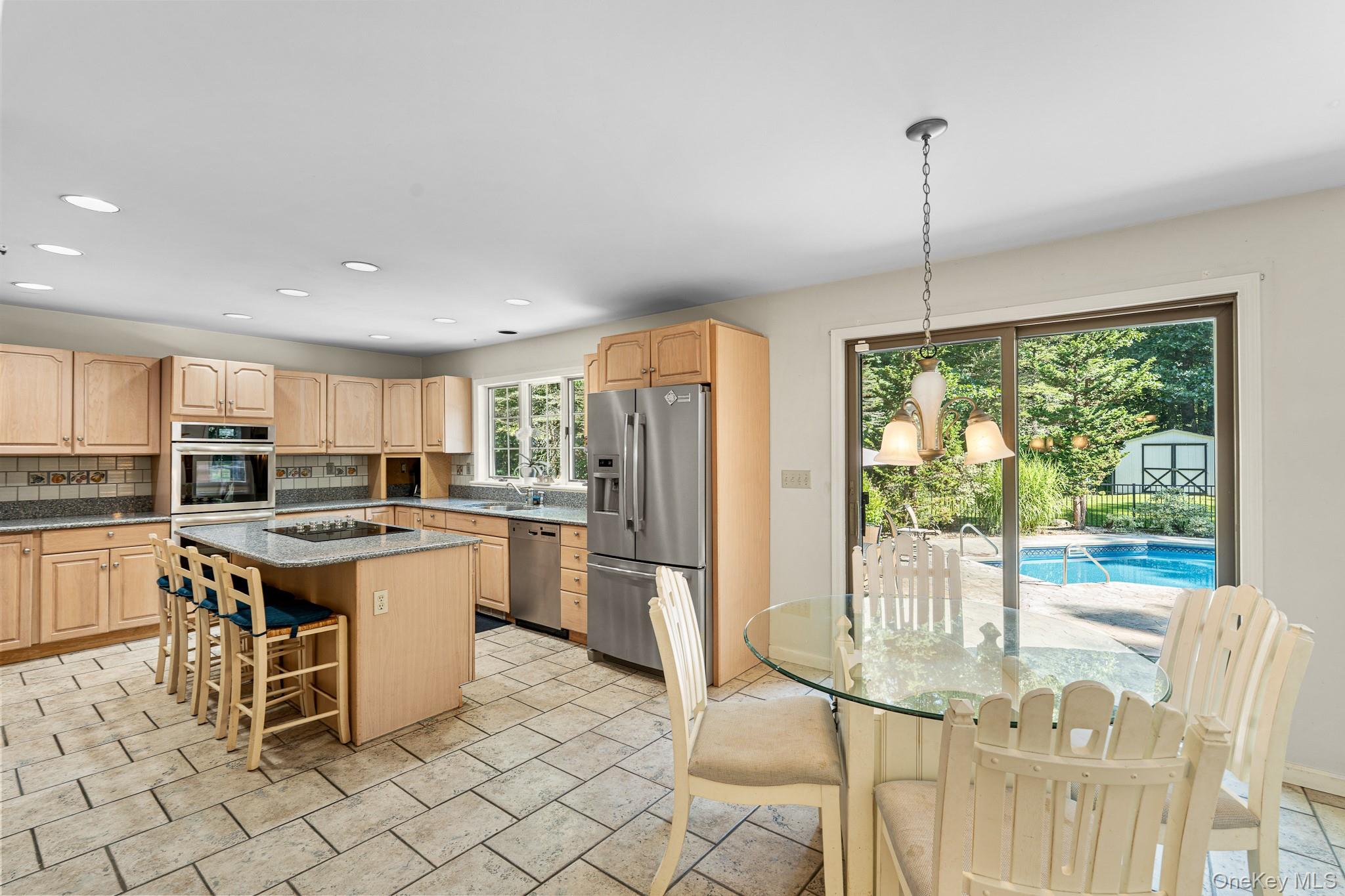 18 Arbor Court Property Photo 11