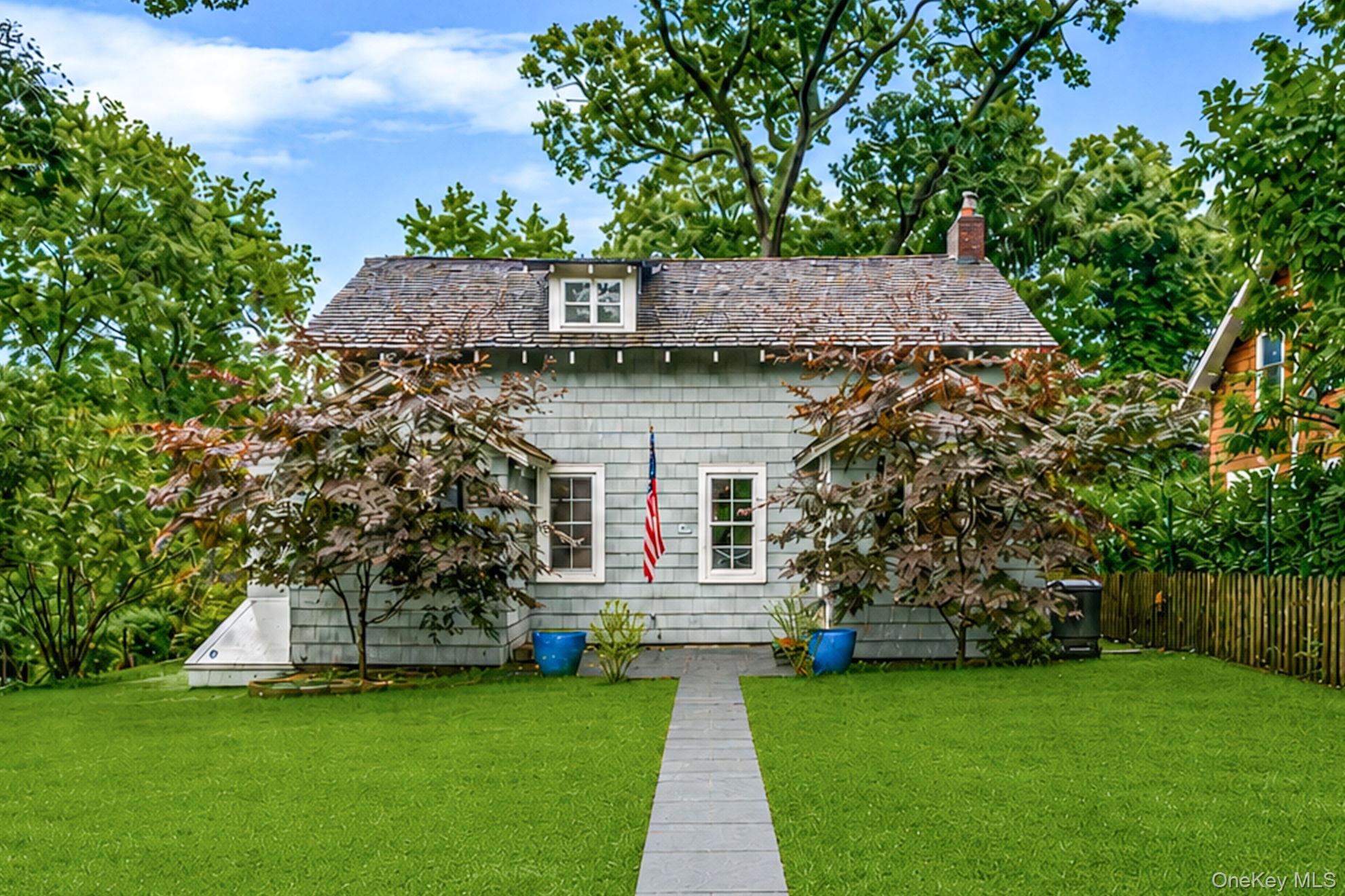 7 Dickerson Avenue Property Photo 1