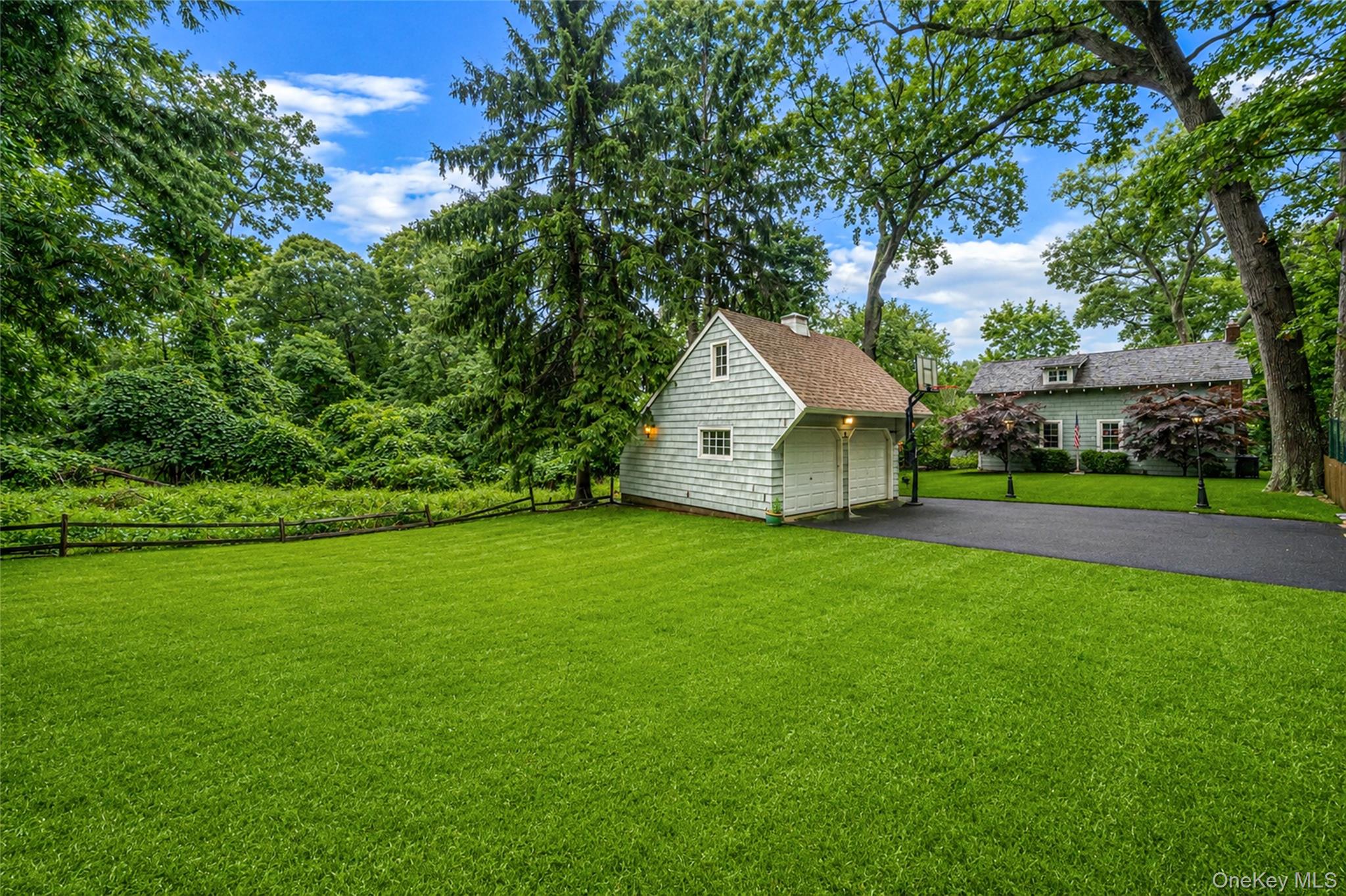 7 Dickerson Avenue Property Photo 6