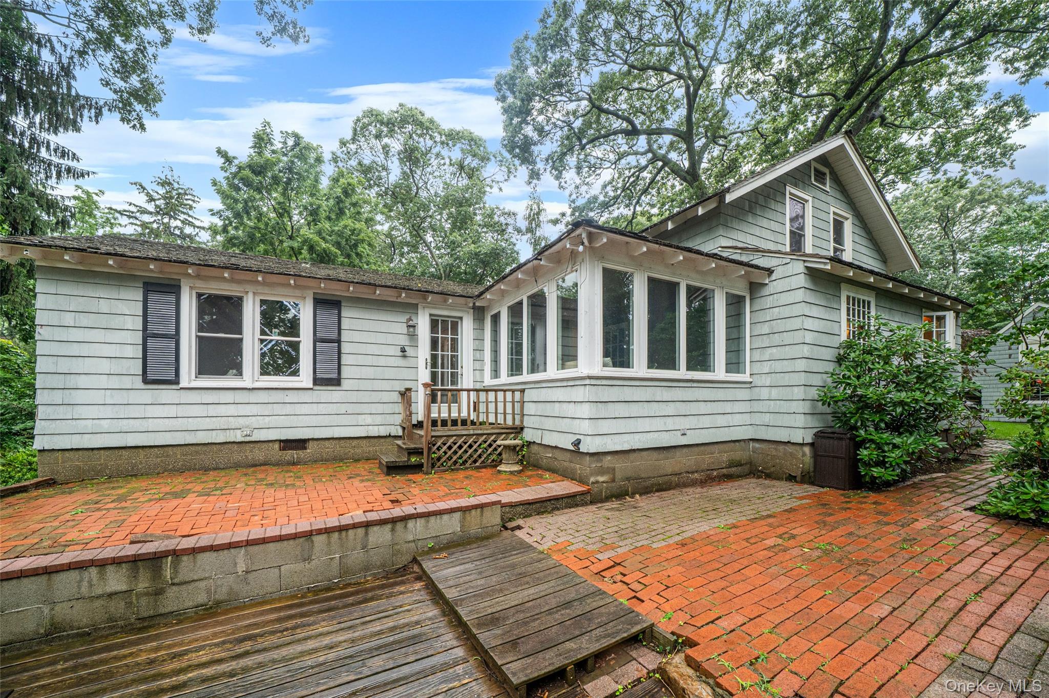 7 Dickerson Avenue Property Photo 9