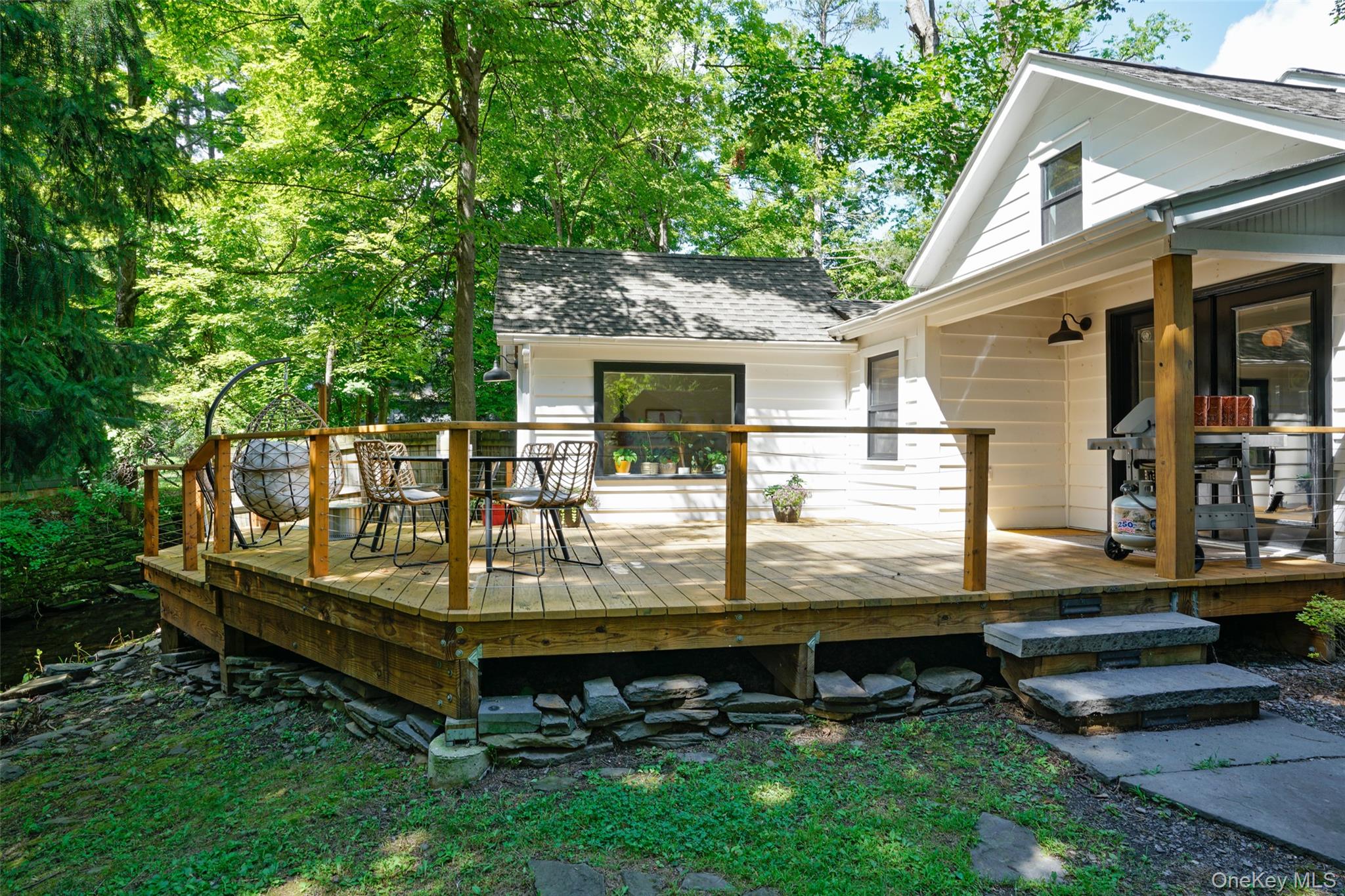 145 Tinker Street Property Photo 3