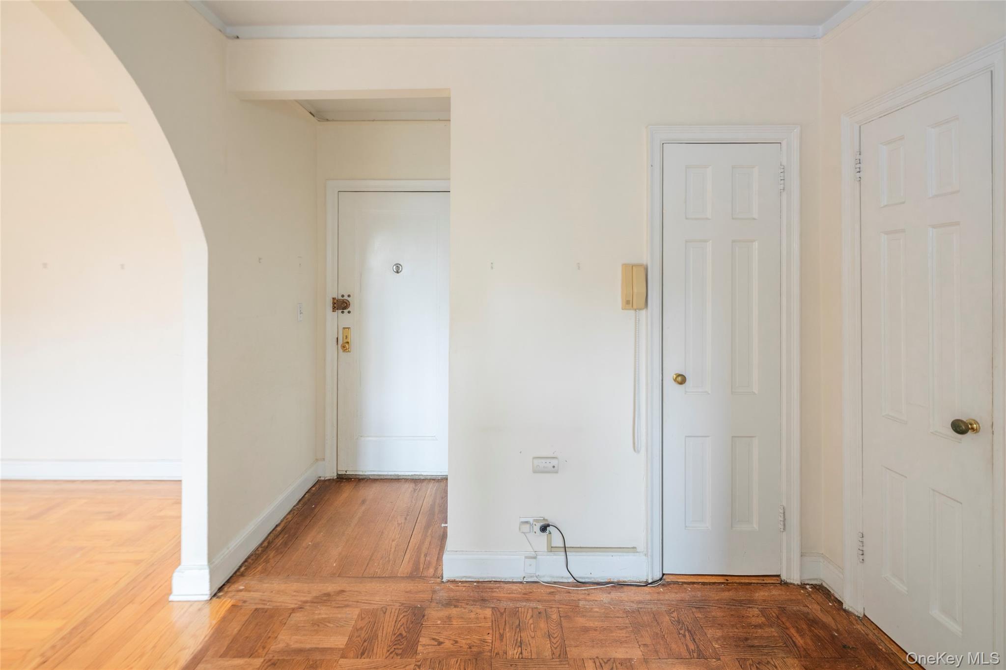 2 Midland Gardens Avenue 2c Property Photo 3