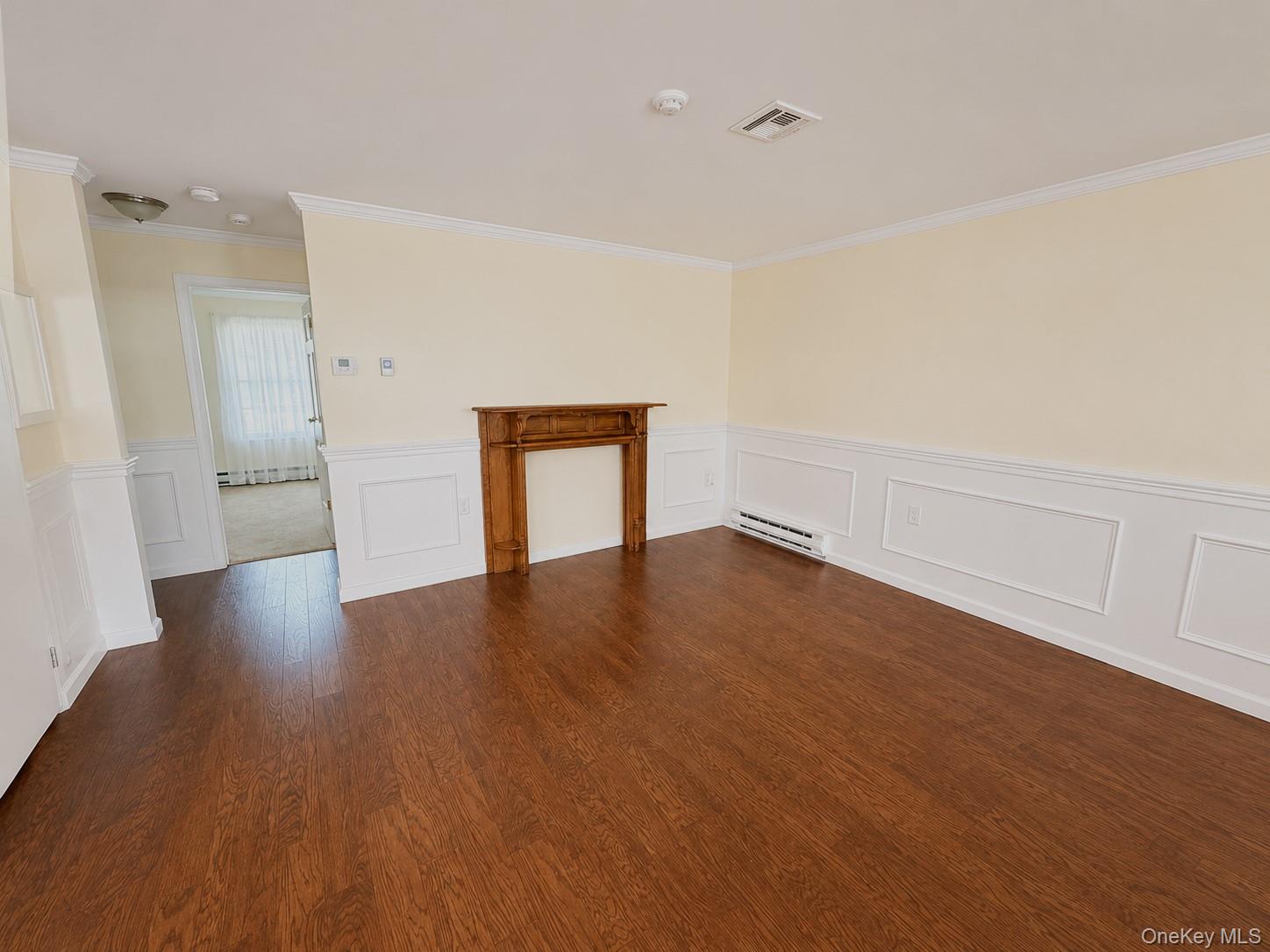 463 B Oldham Court Property Photo 12