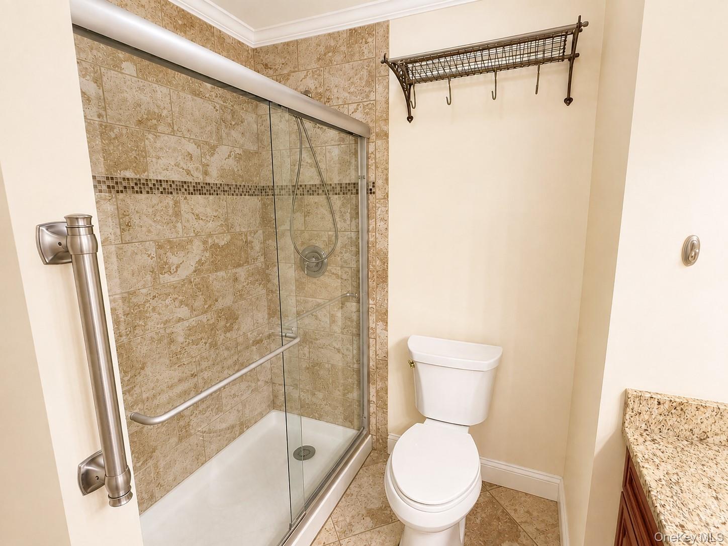 463 B Oldham Court Property Photo 14