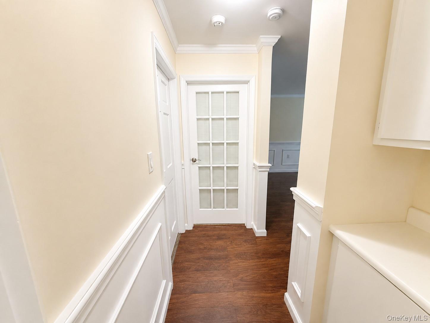 463 B Oldham Court Property Photo 16
