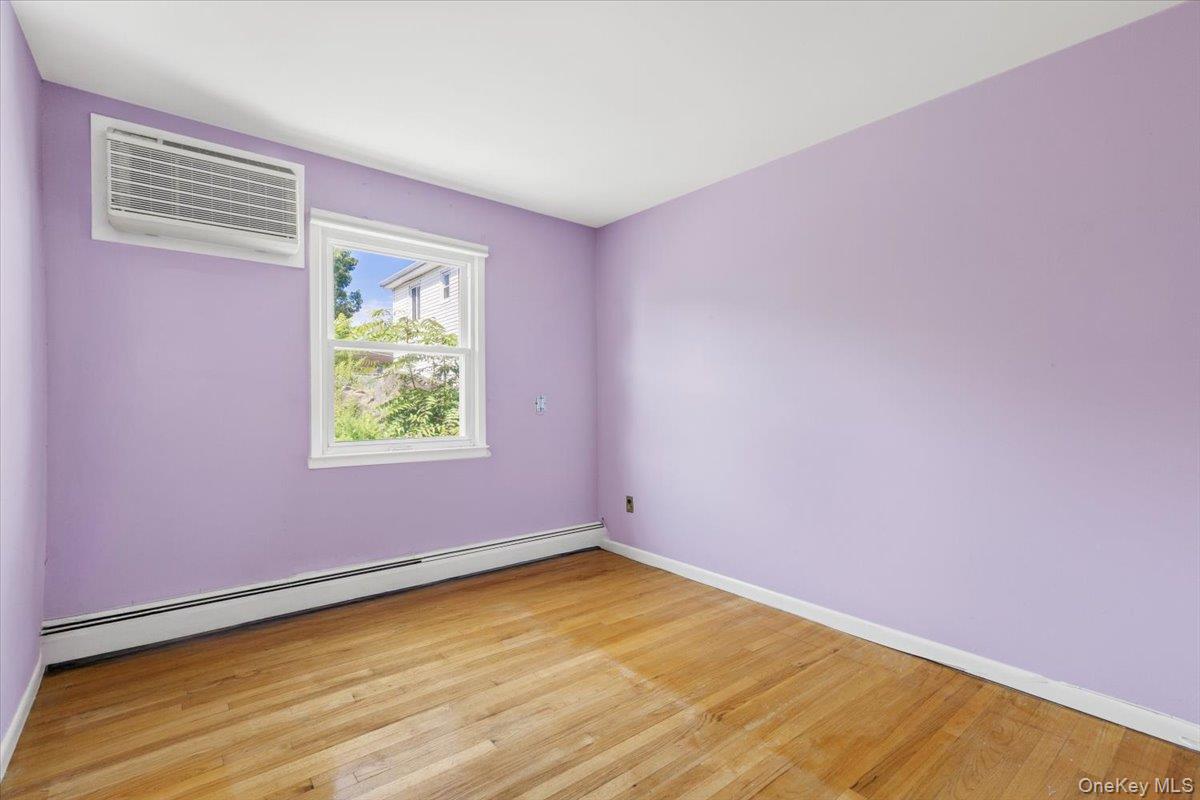 1098 Midland Avenue Property Photo 18