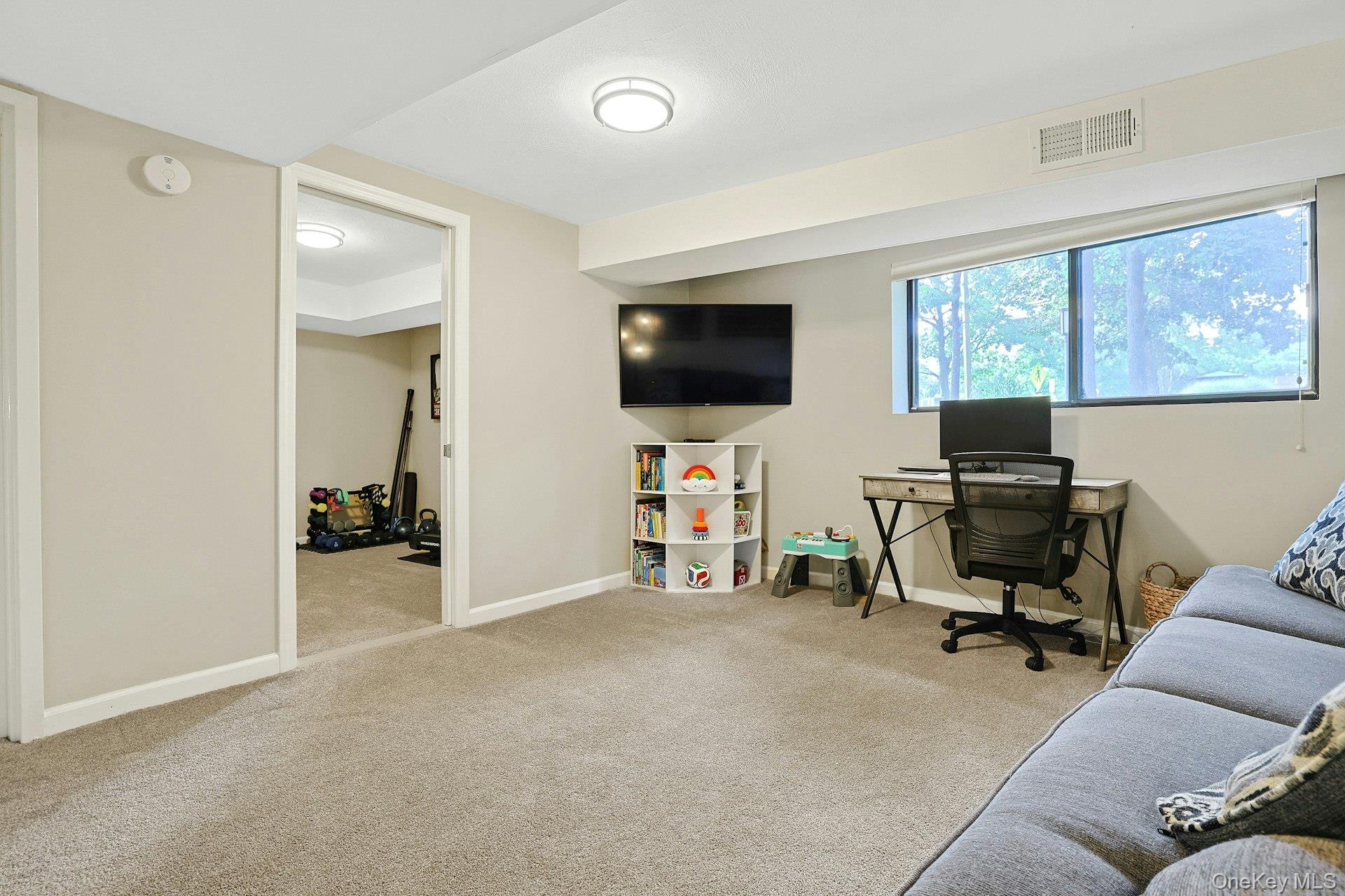 195 Treetop Circle Property Photo 29