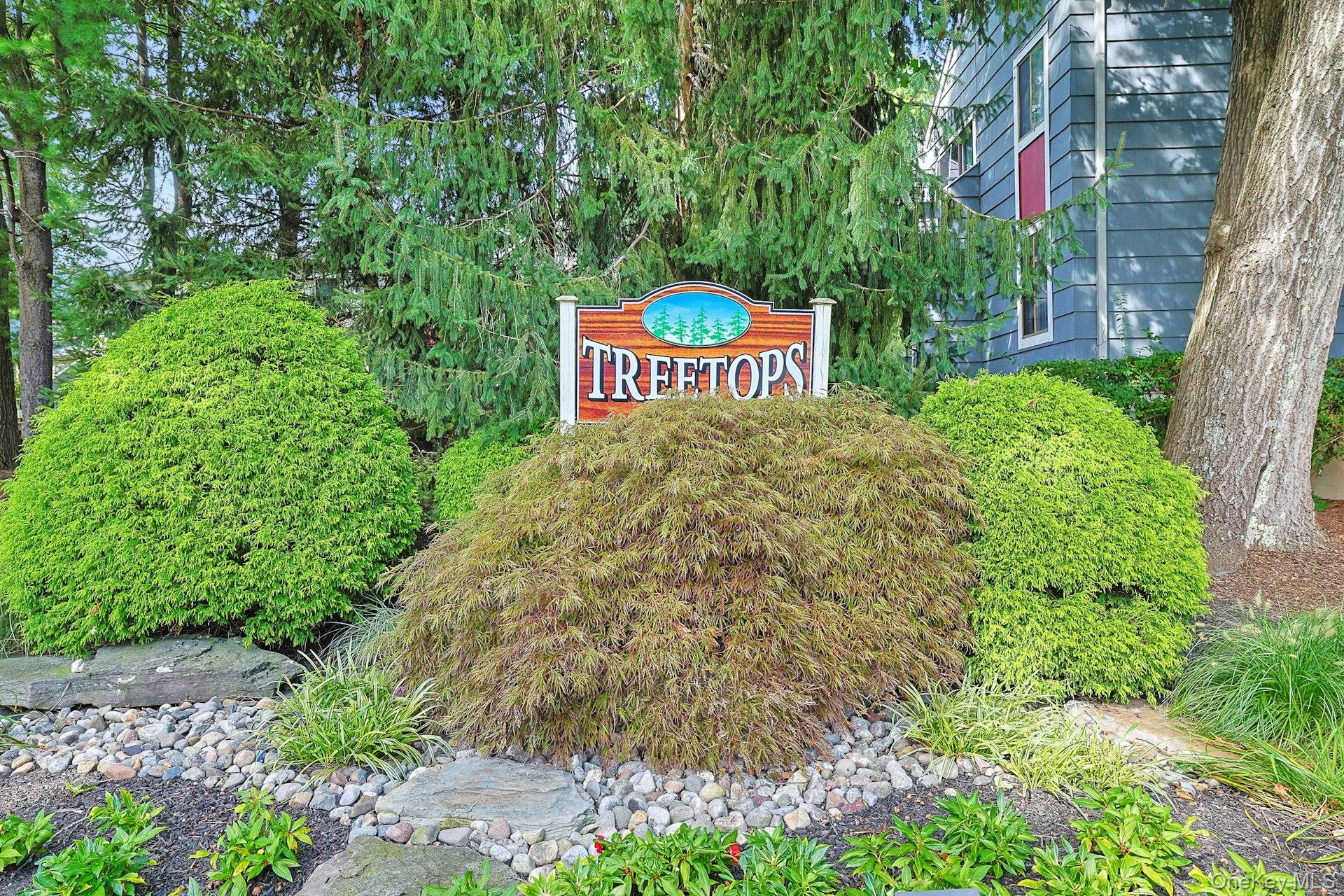 195 Treetop Circle Property Photo 31