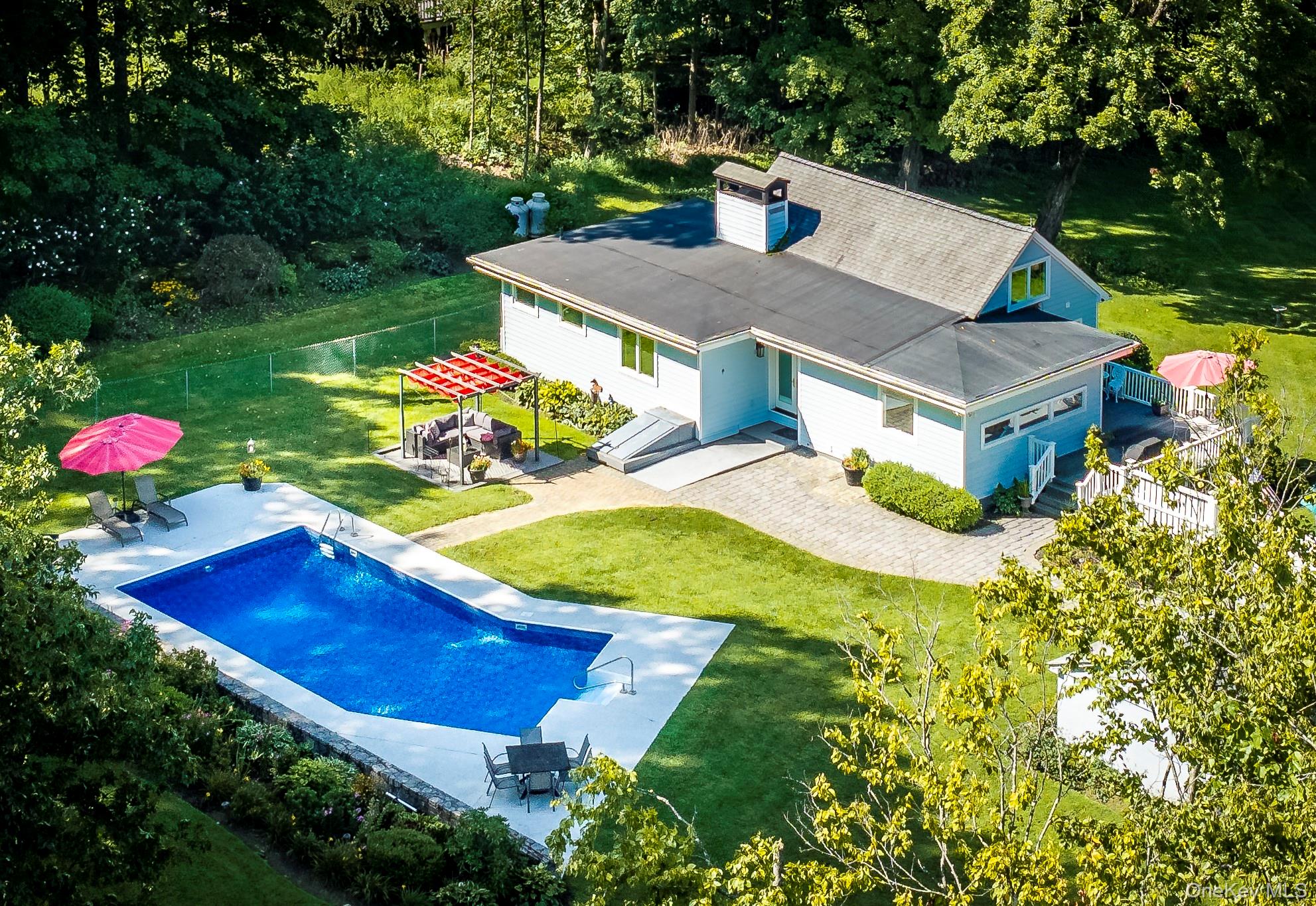 140 Hurds Corners Road Property Photo 1