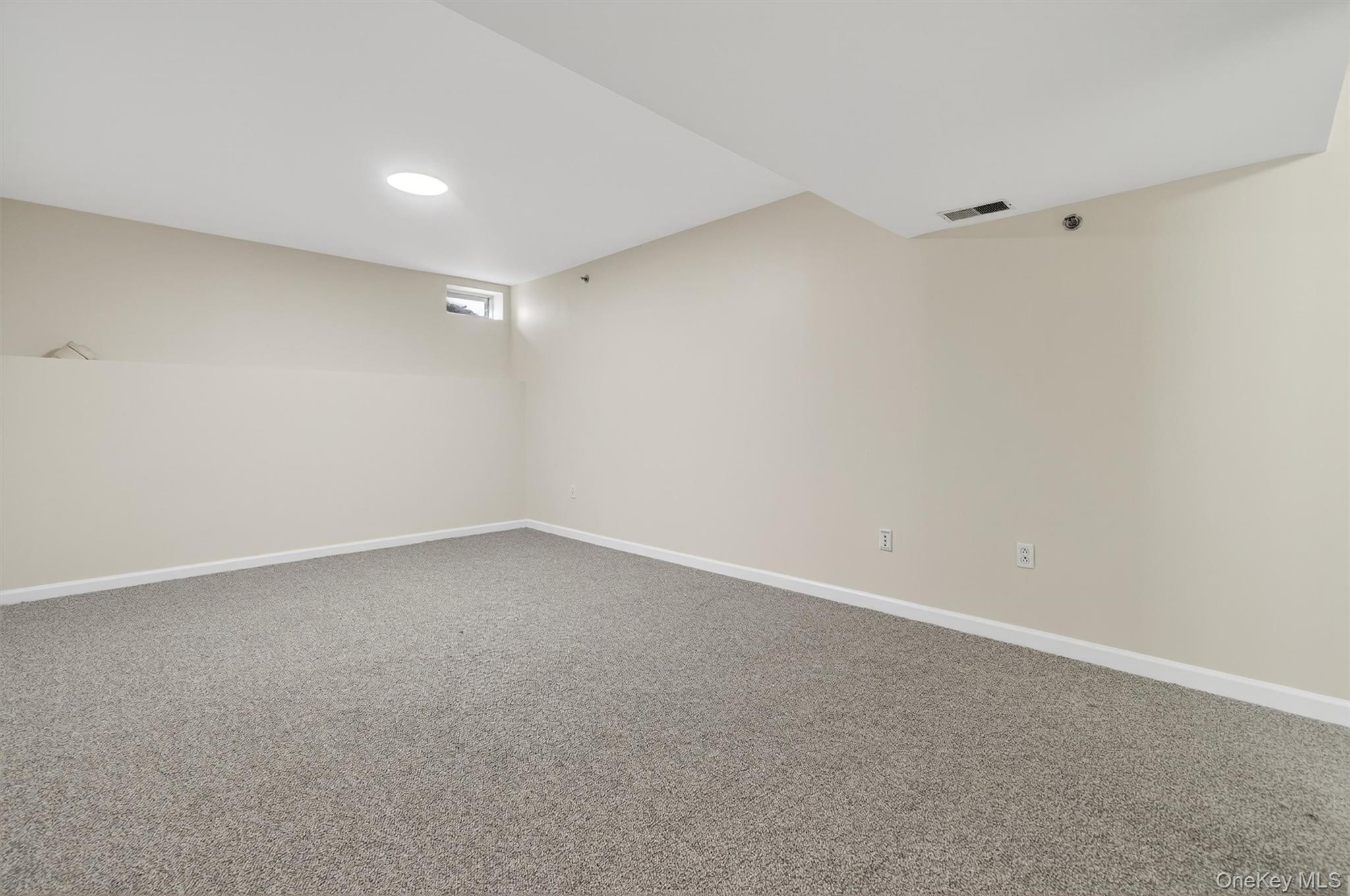 10-12 Chestnut Street A202 Property Photo 23