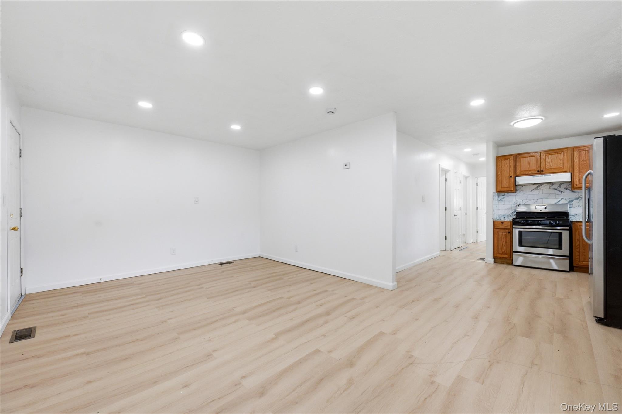 710 Bourdois Avenue Property Photo 9