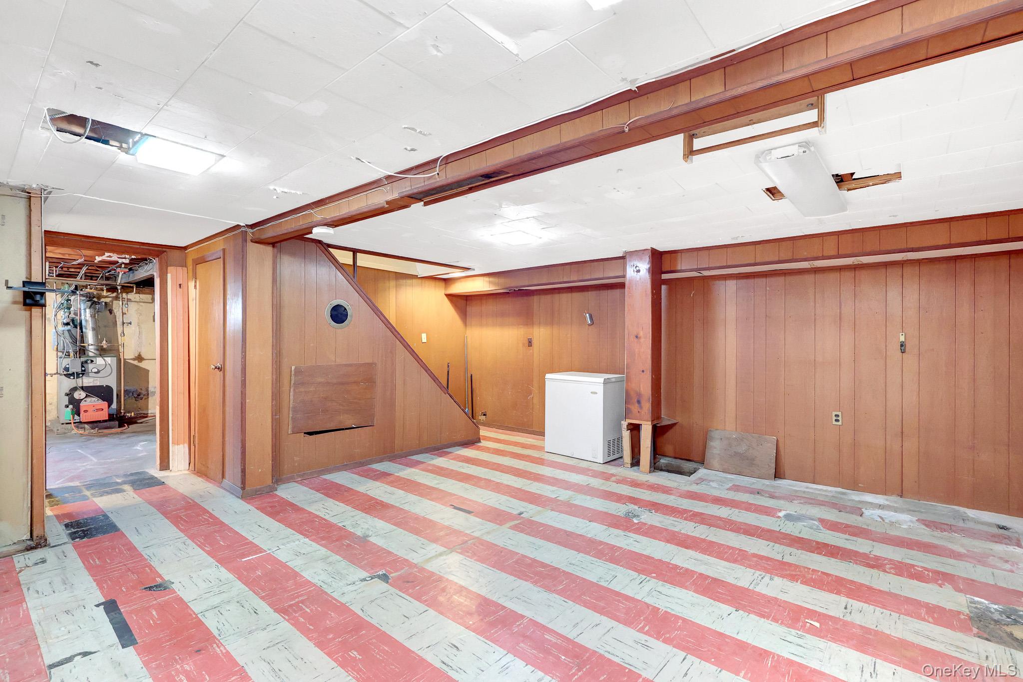 19 Essex Road Property Photo 16