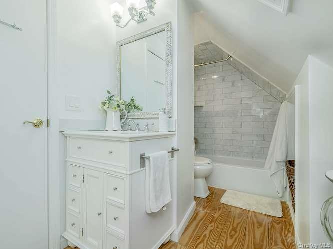 9 Robert Road Property Photo 24