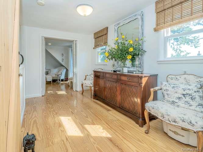 9 Robert Road Property Photo 28