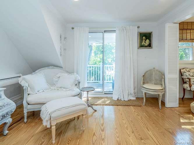 9 Robert Road Property Photo 31