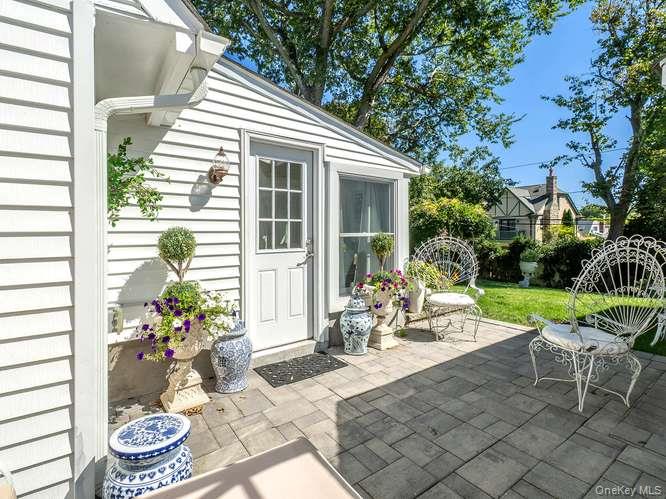 9 Robert Road Property Photo 35