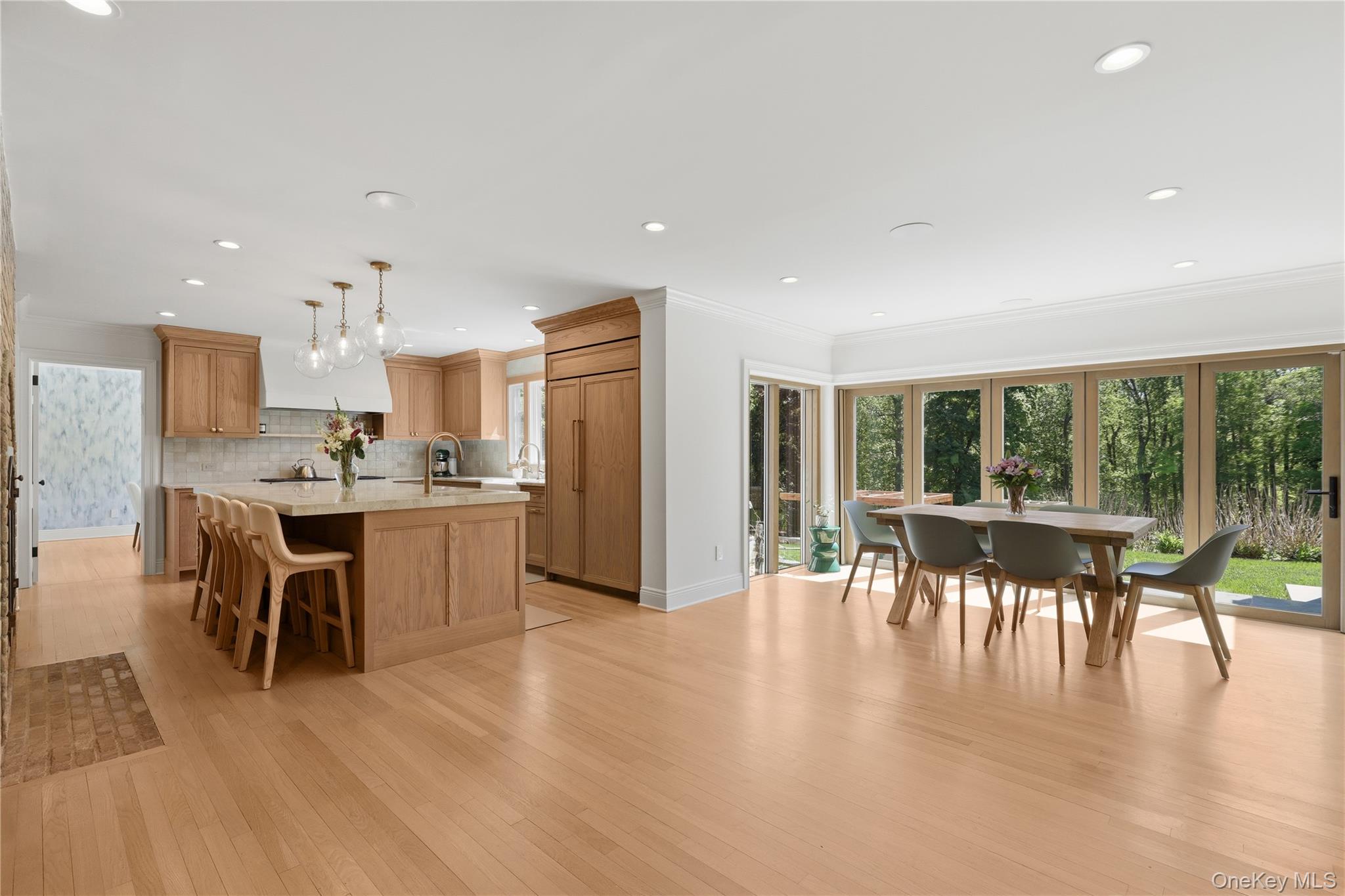 90 Springhurst Road Property Photo 4