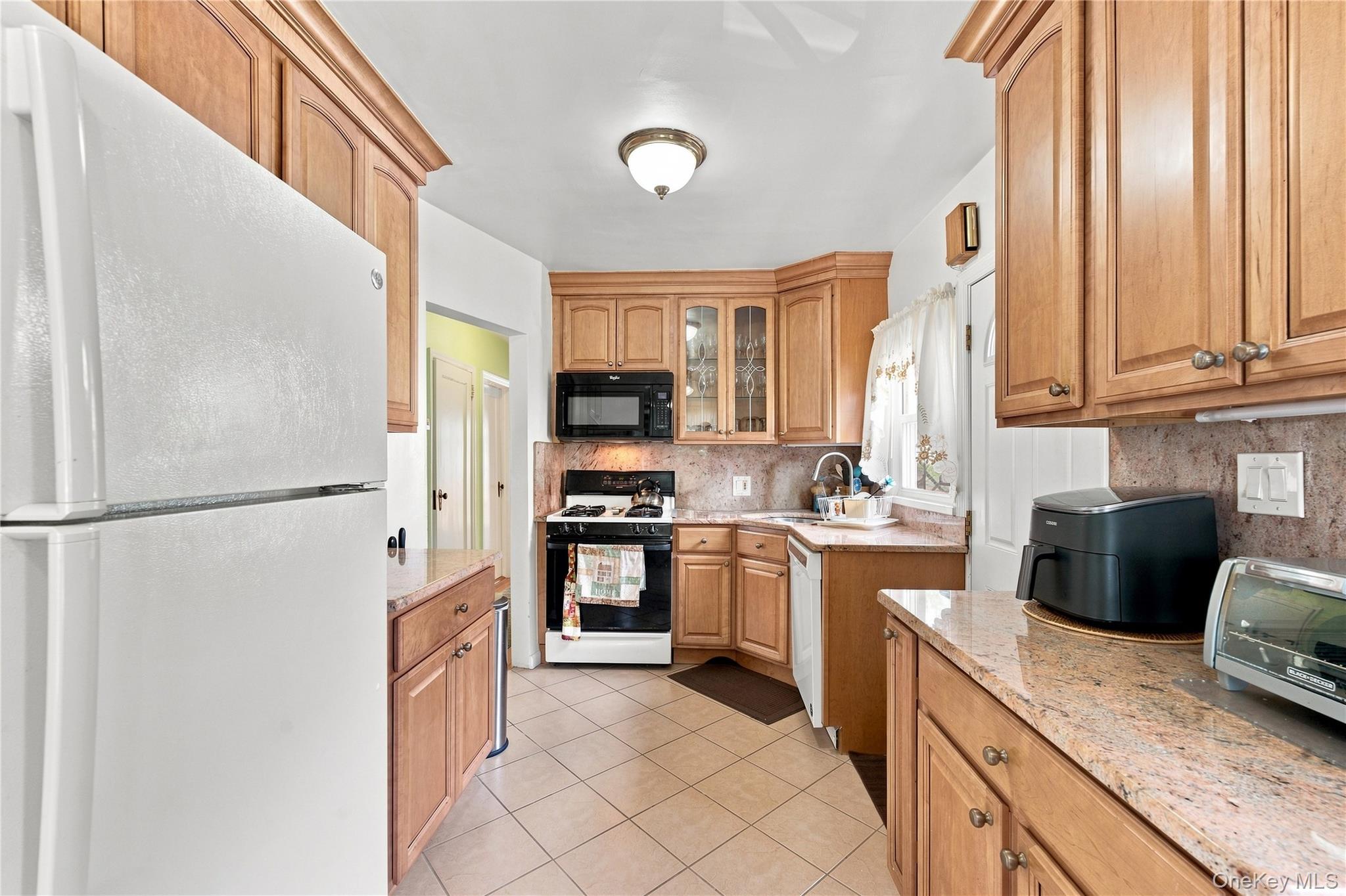 4850 188th Street Property Photo 6