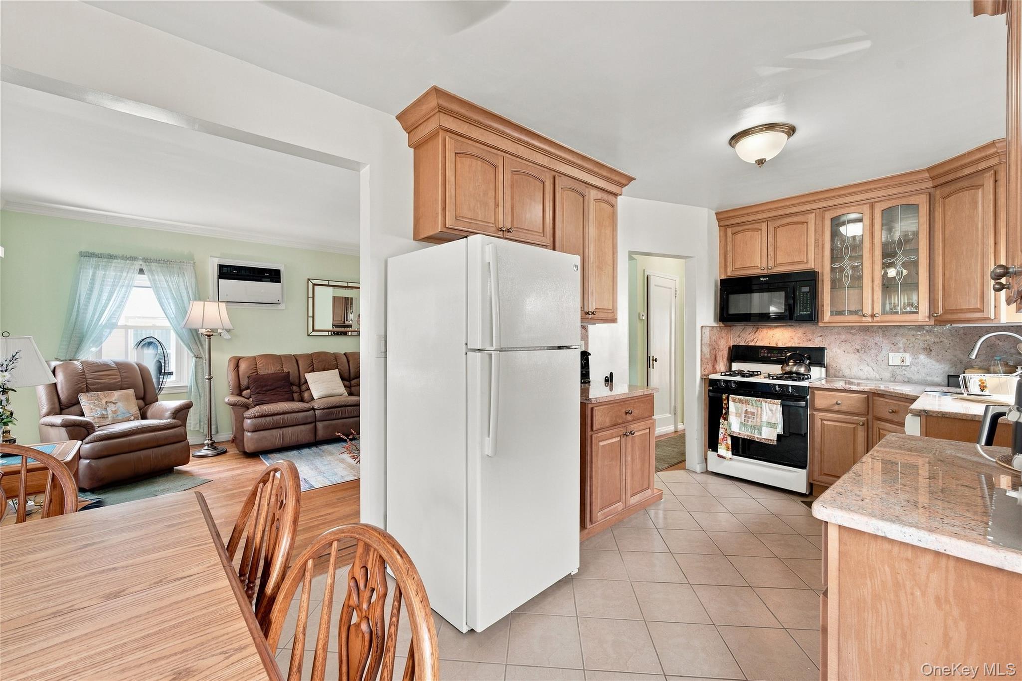 4850 188th Street Property Photo 7