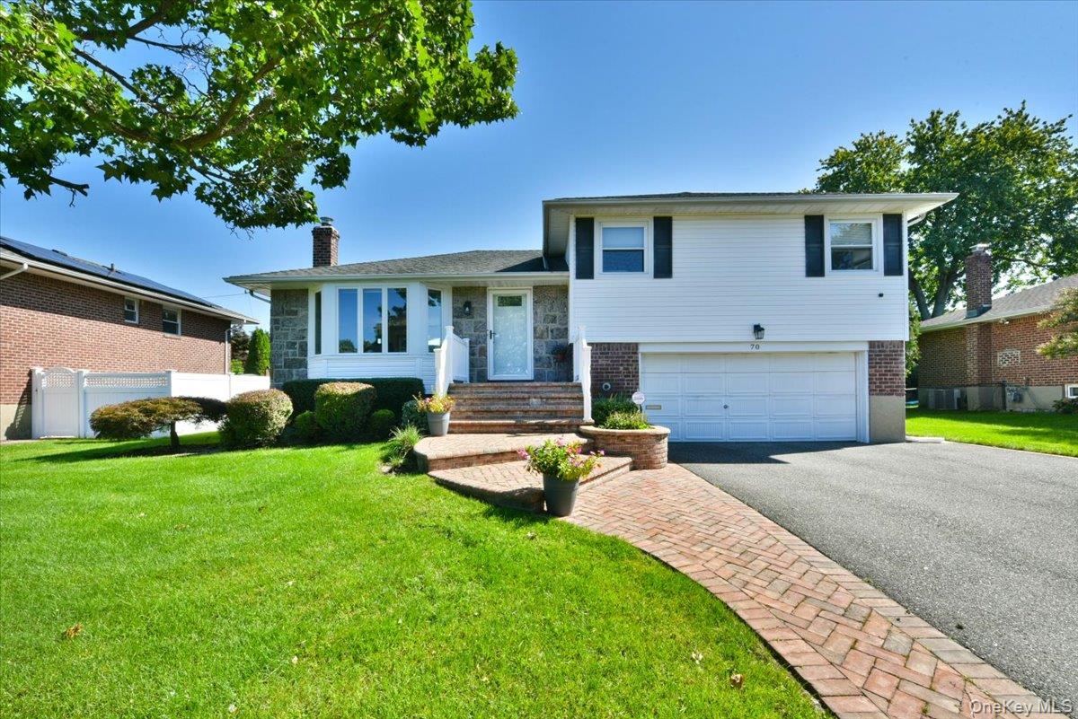 70 Glenwood Road Property Photo 1