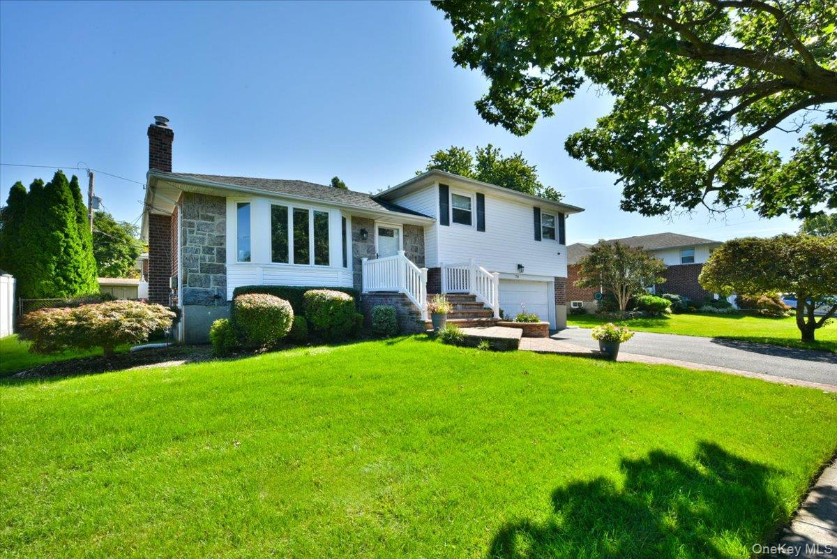70 Glenwood Road Property Photo 2