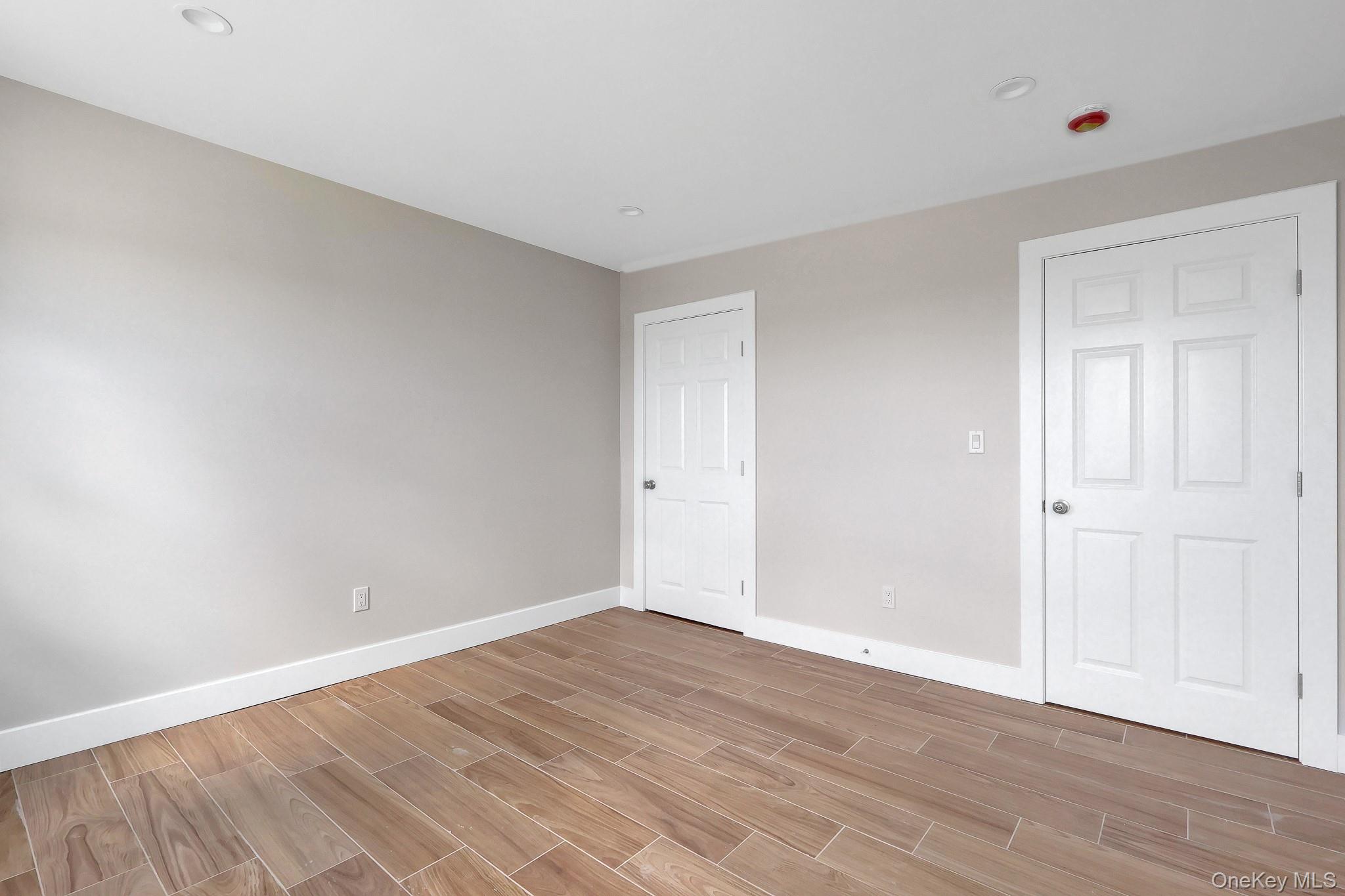 295 Bergen Avenue Property Photo 6